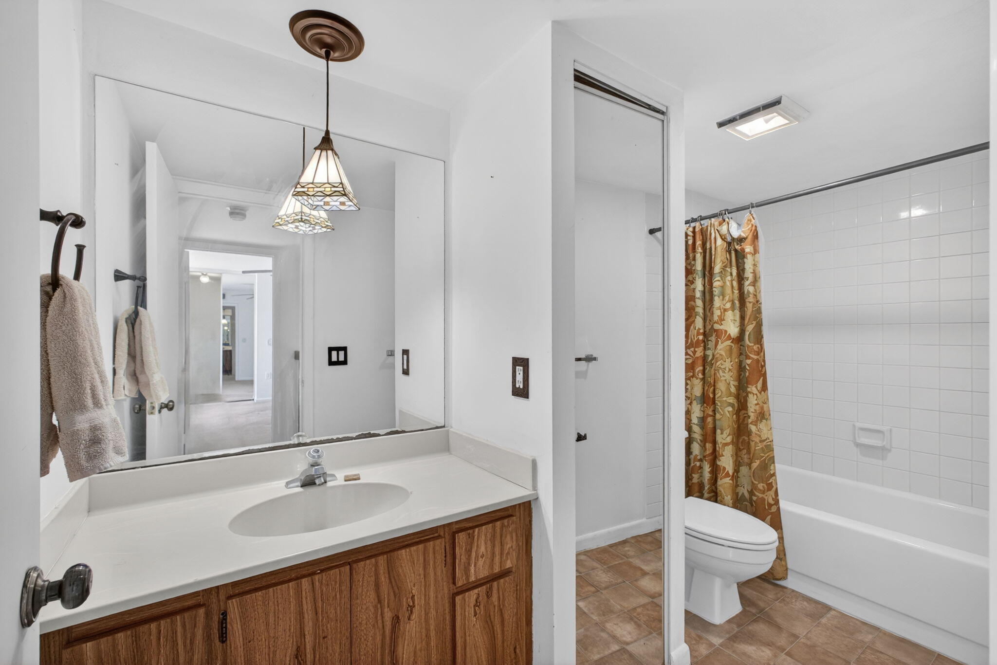 VILLAGE OF SANDALWOOD LAKES 3 - Residential