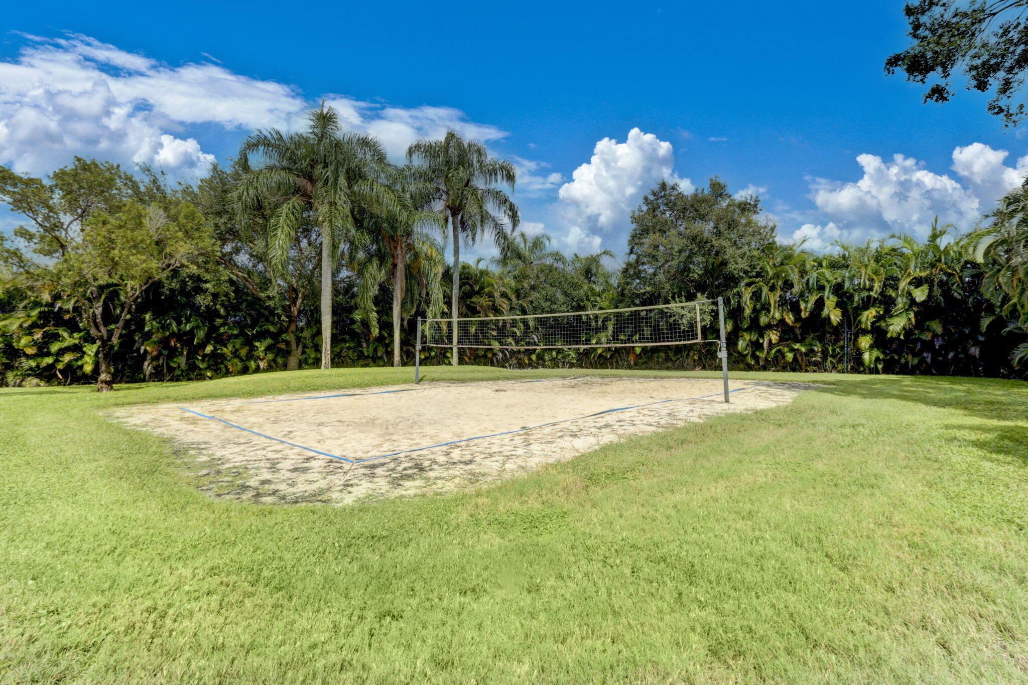VILLAGE OF SANDALWOOD LAKES 3 - Residential