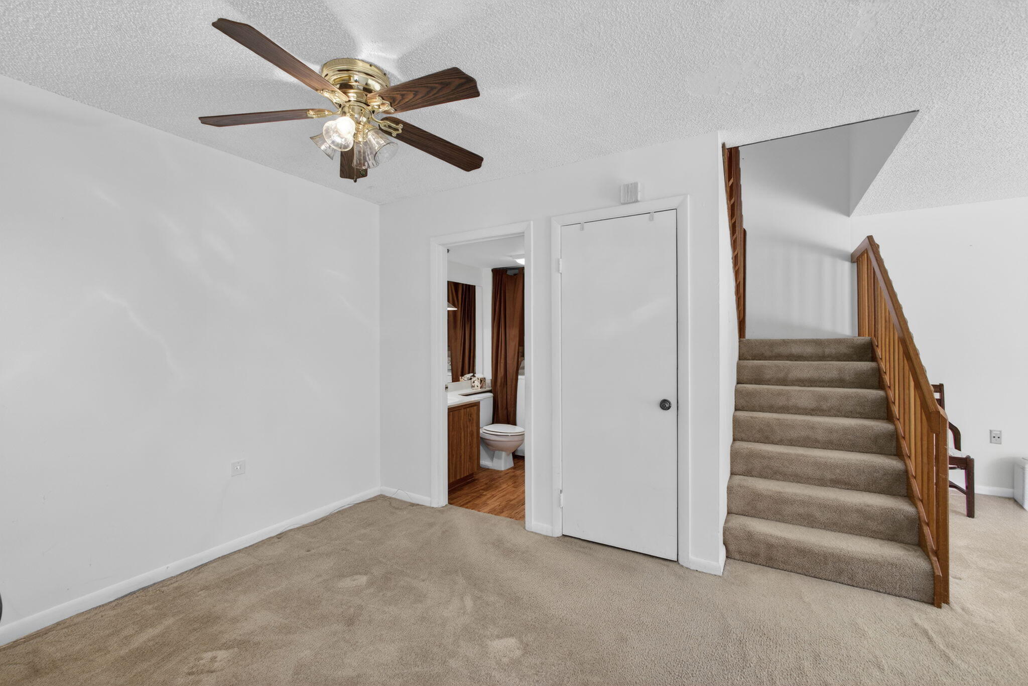 VILLAGE OF SANDALWOOD LAKES 3 - Residential