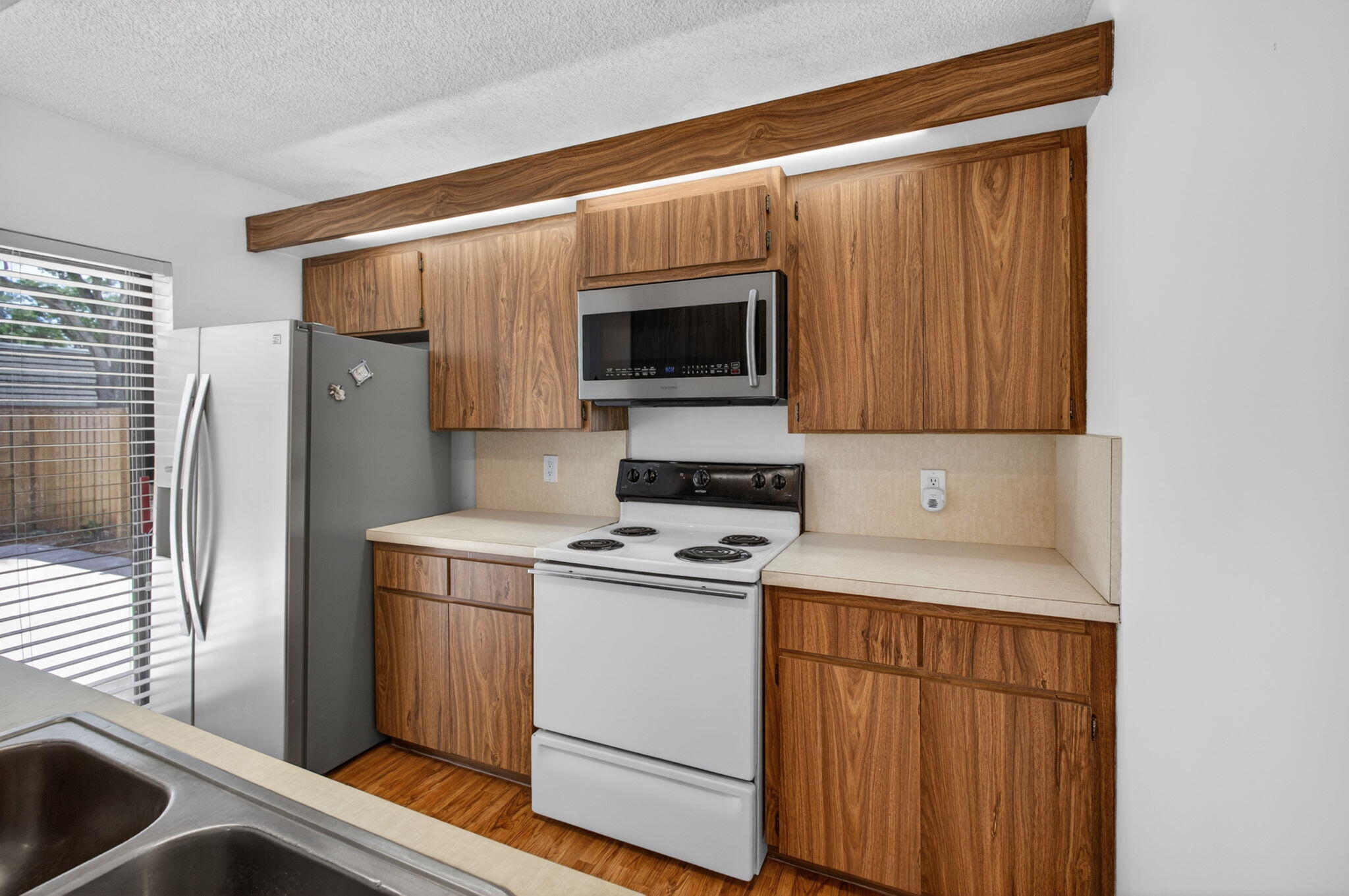 VILLAGE OF SANDALWOOD LAKES 3 - Residential