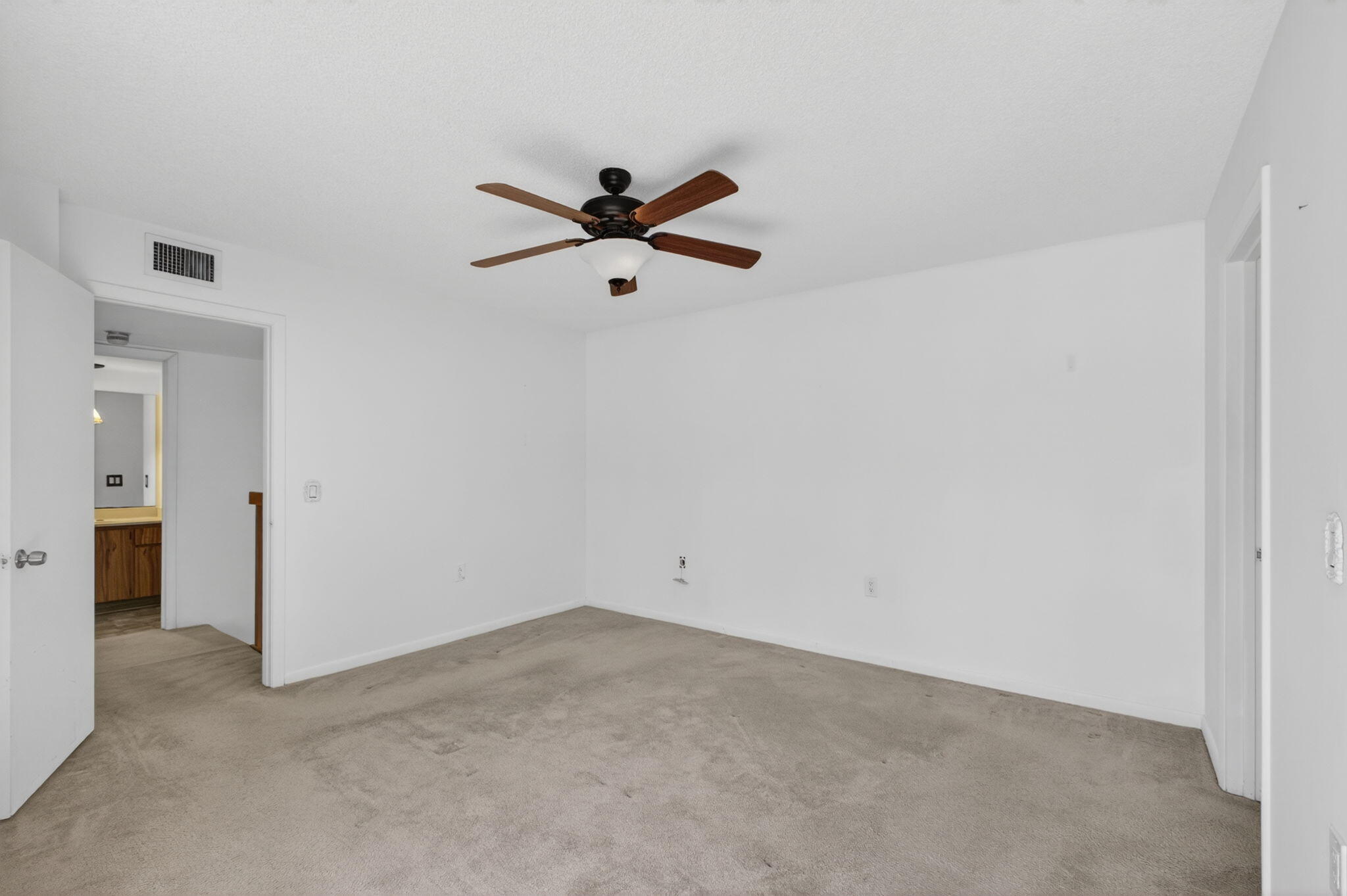 VILLAGE OF SANDALWOOD LAKES 3 - Residential