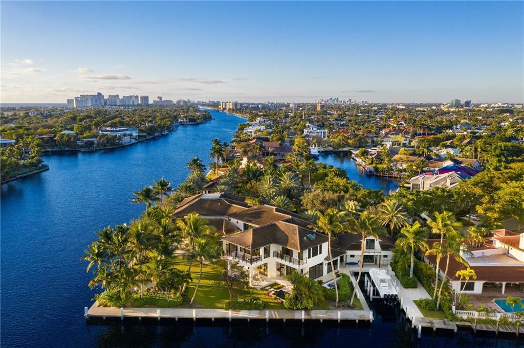 BAY COLONY - Residential