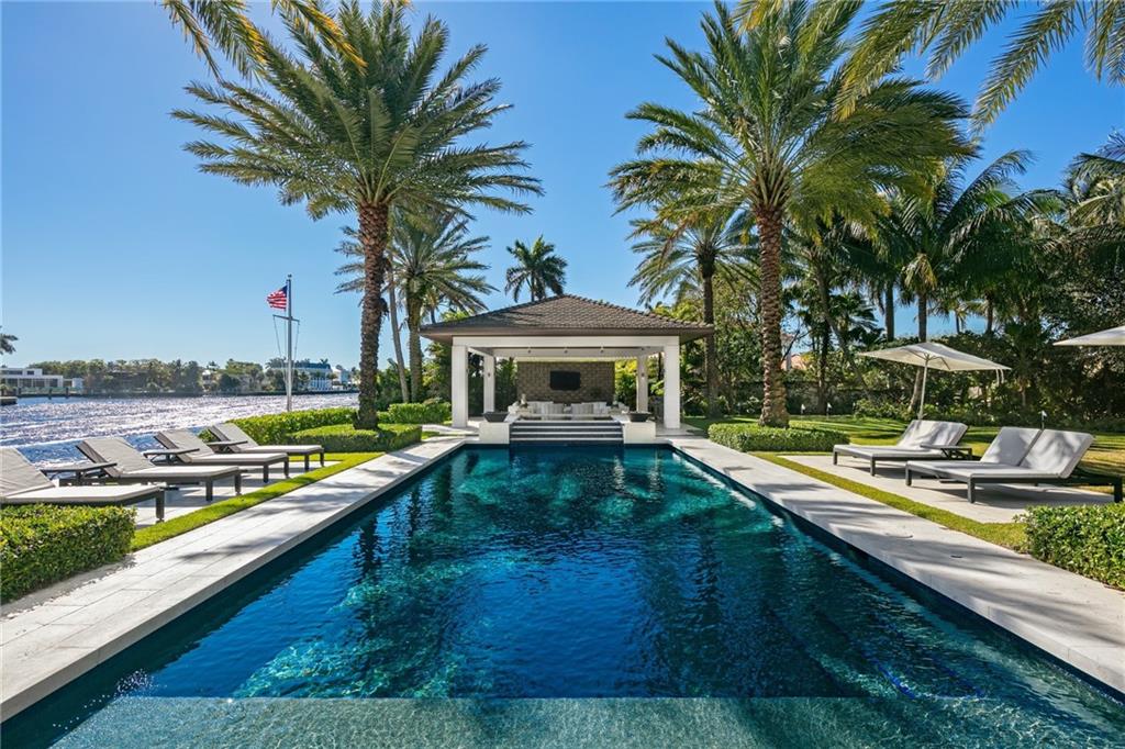 BAY COLONY - Residential