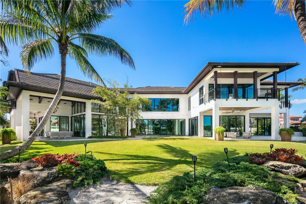BAY COLONY - Residential