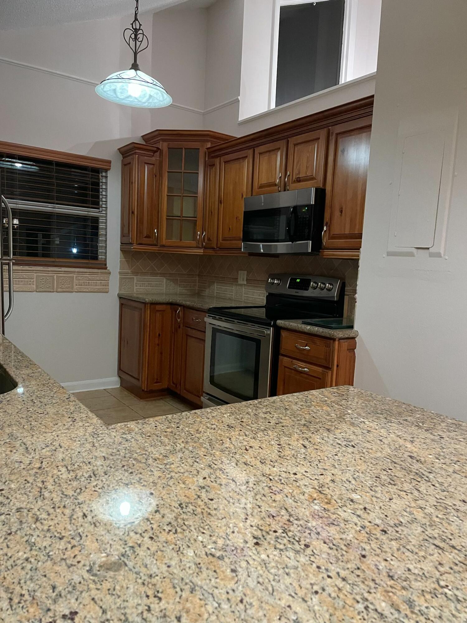 MAPLECREST - Residential Lease