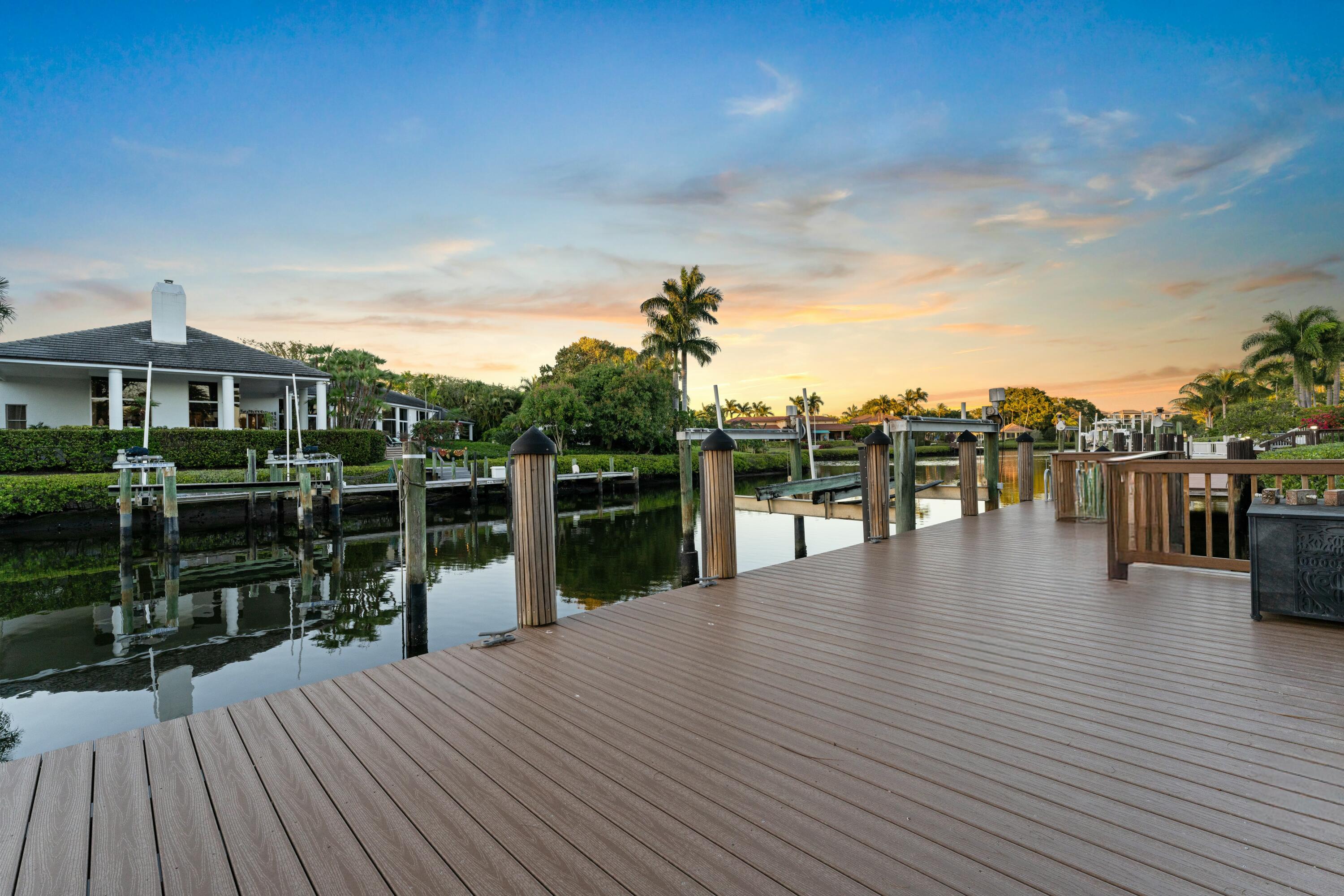 FRENCHMANS CREEK - Residential