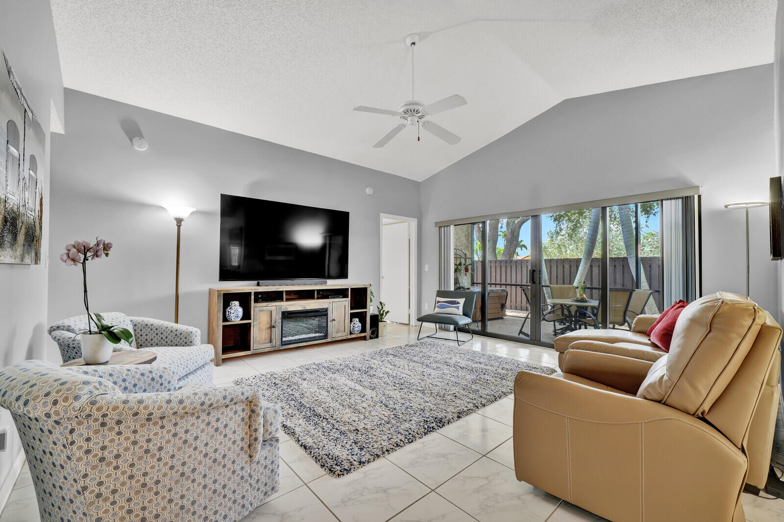 RAINBERRY LAKE PH IV-B - Residential