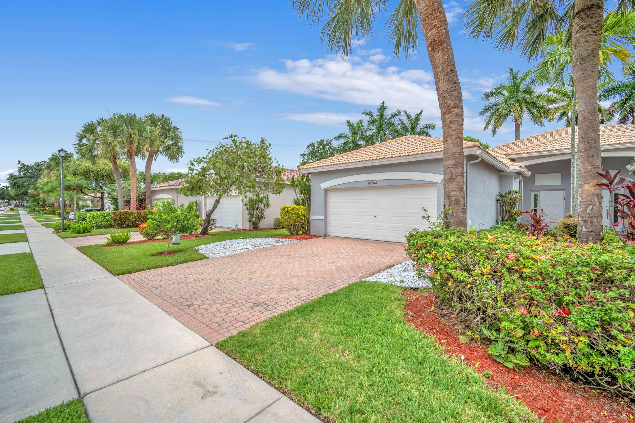 MAJESTIC ISLES 3 - Residential