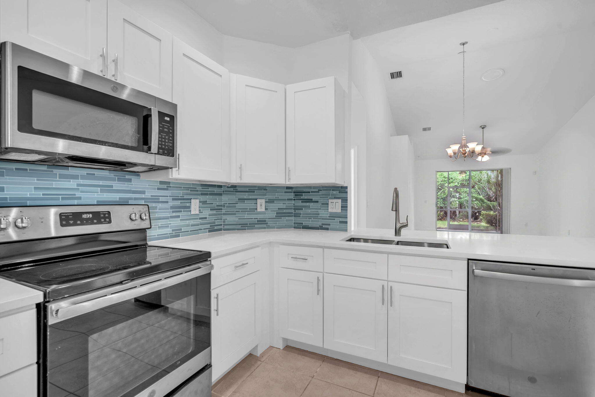 MAJESTIC ISLES 3 - Residential