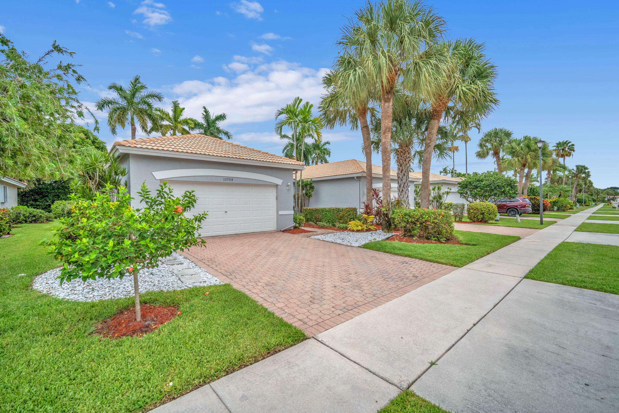 MAJESTIC ISLES 3 - Residential
