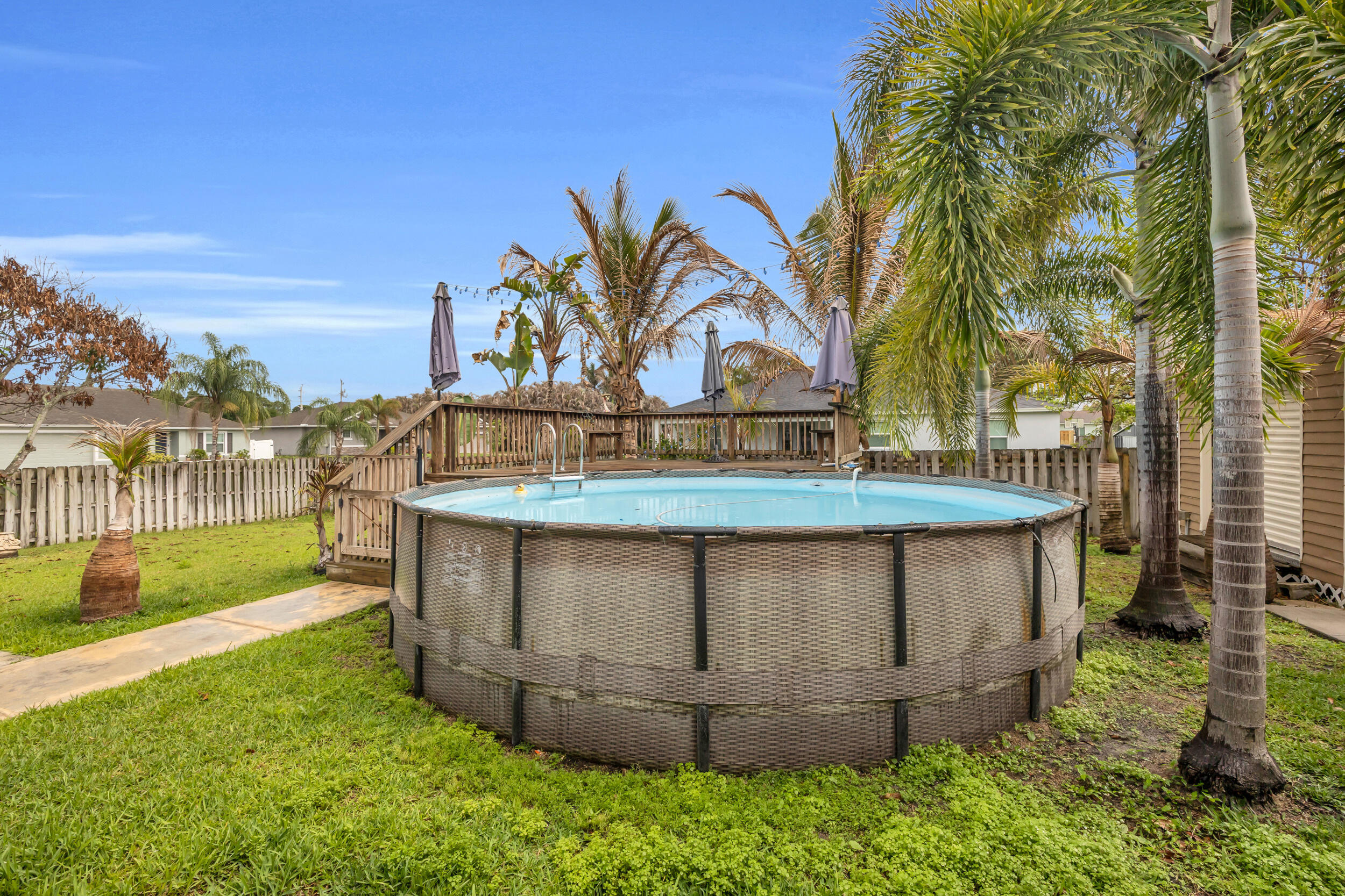 PORT ST LUCIE SECTION 33 - Residential