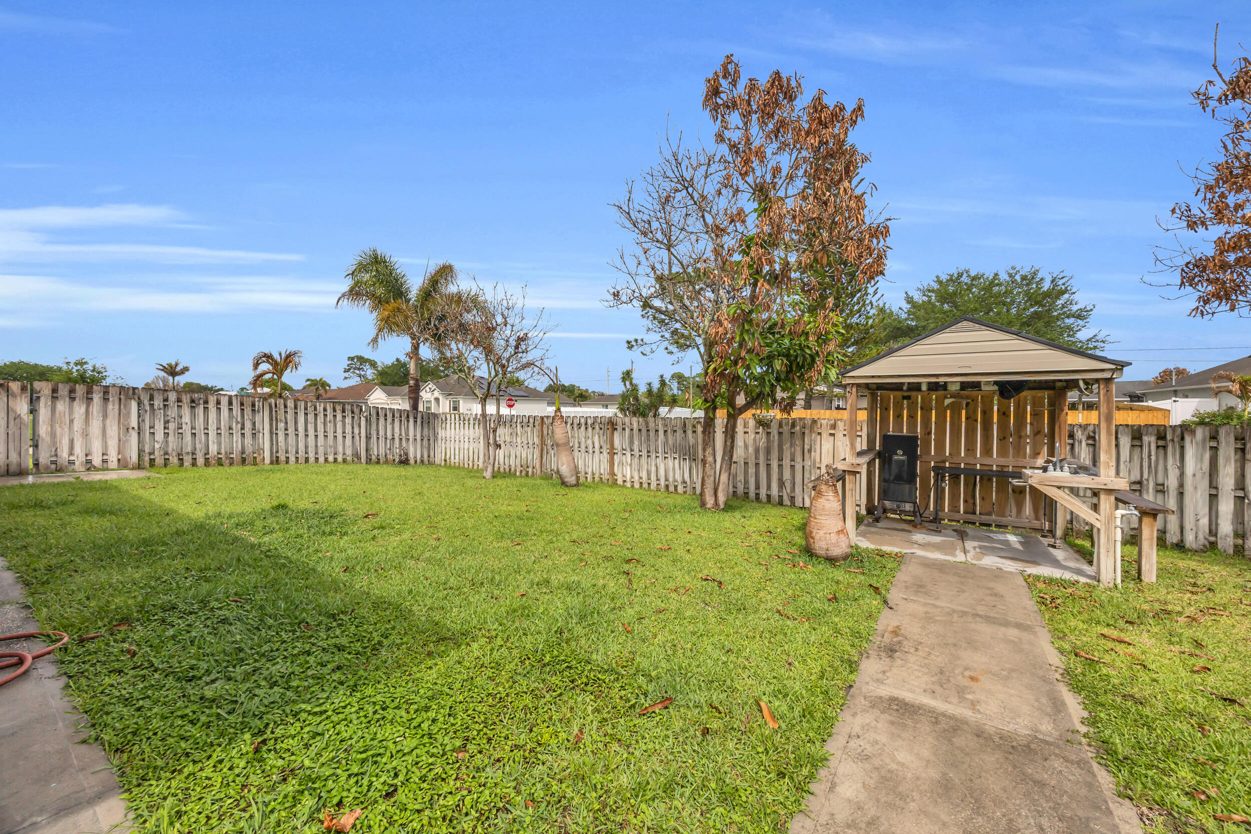 PORT ST LUCIE SECTION 33 - Residential