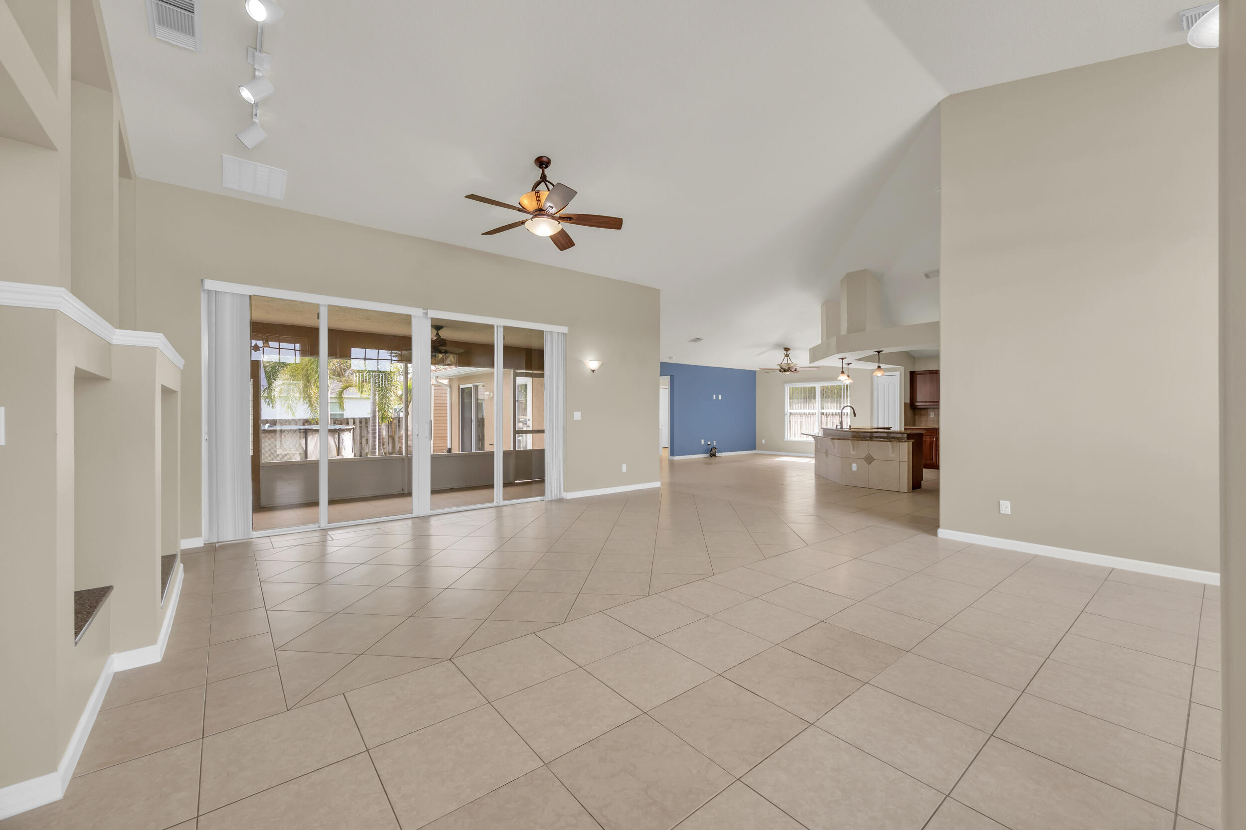 PORT ST LUCIE SECTION 33 - Residential
