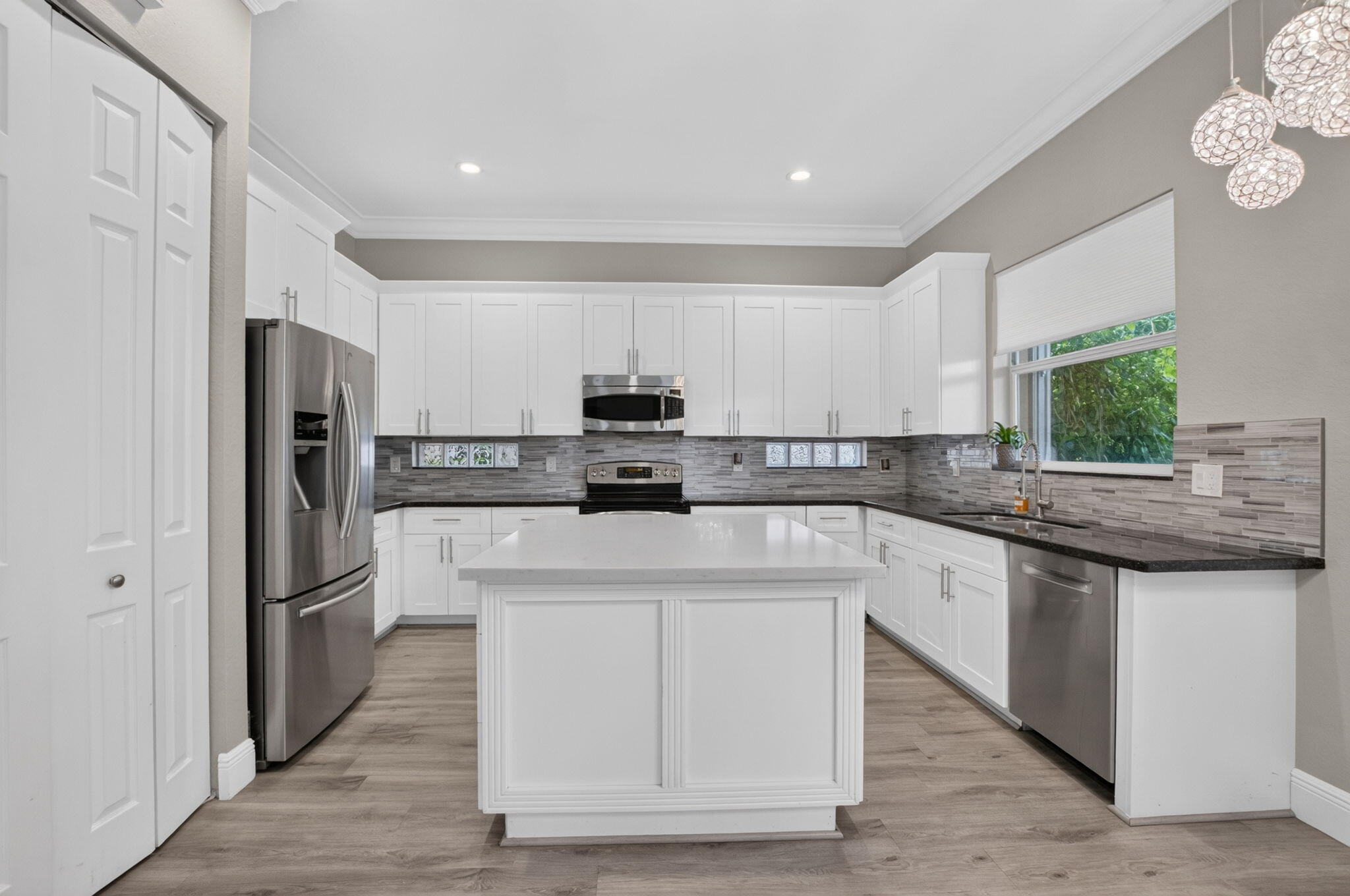 KNOLLWOOD PUD - Residential Lease