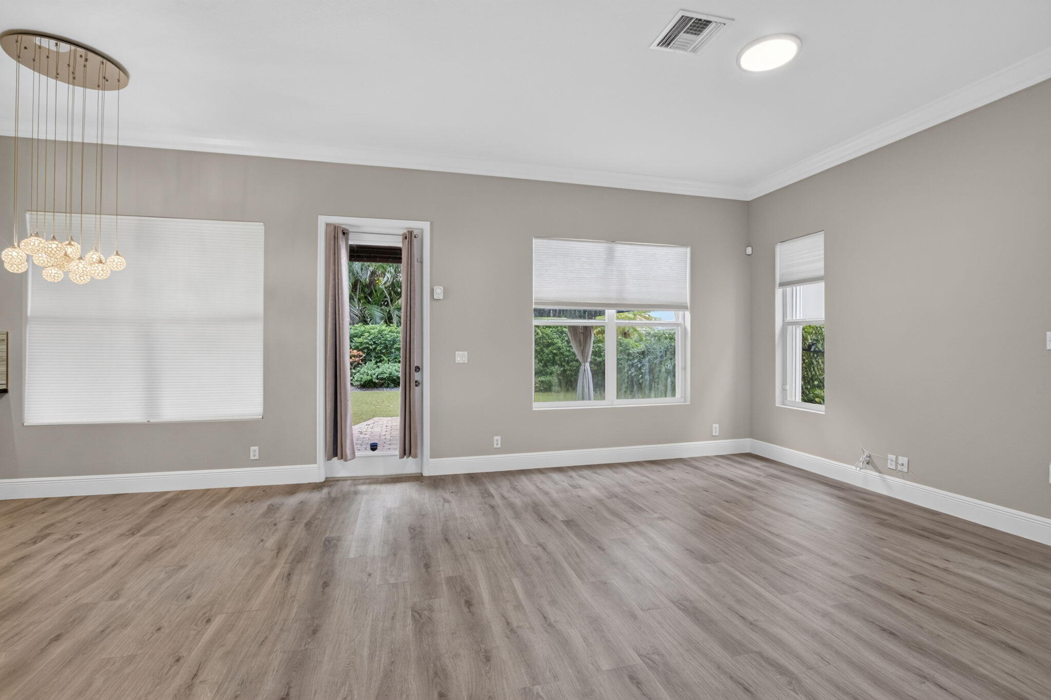 KNOLLWOOD PUD - Residential Lease