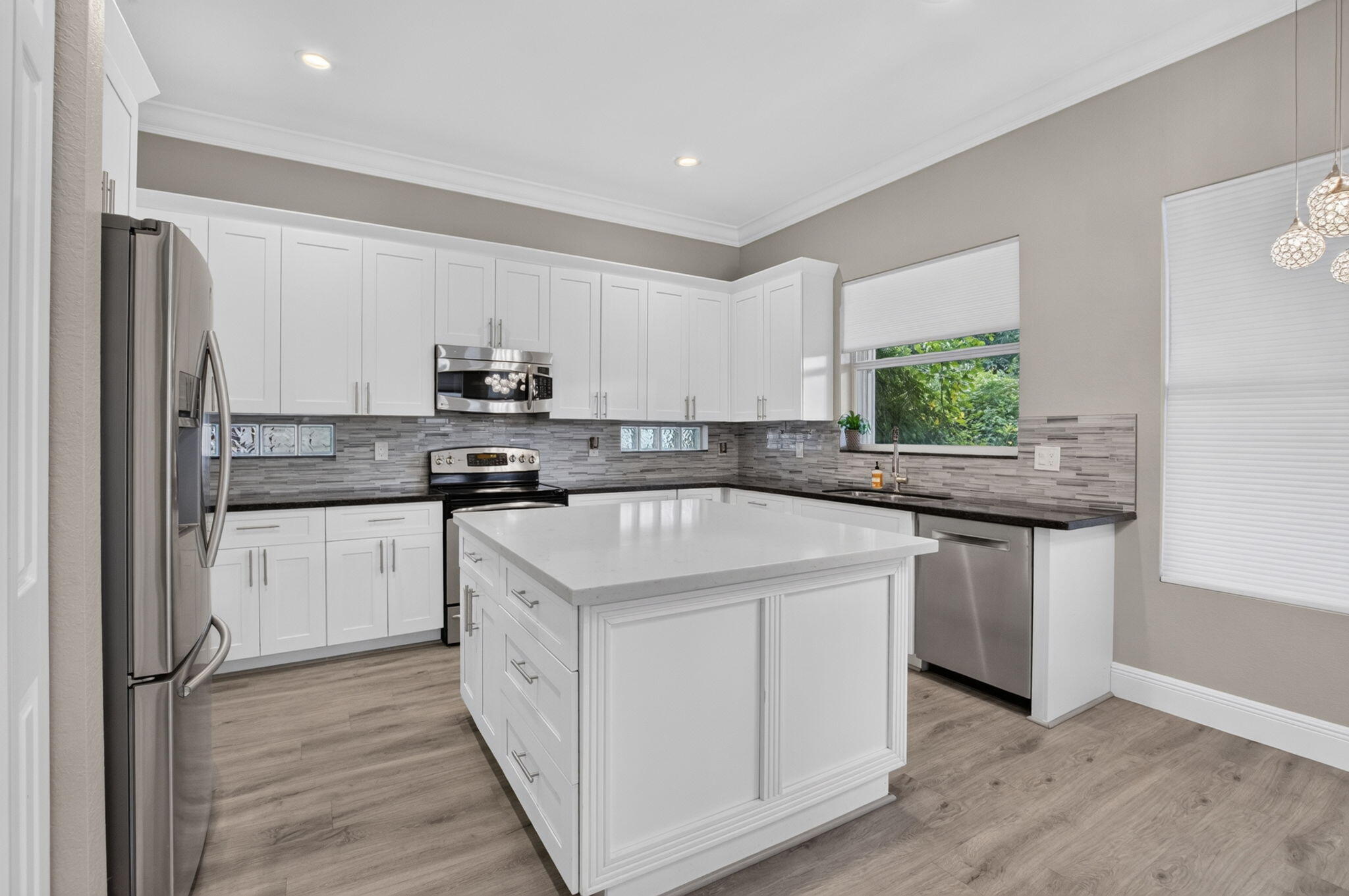 KNOLLWOOD PUD - Residential Lease