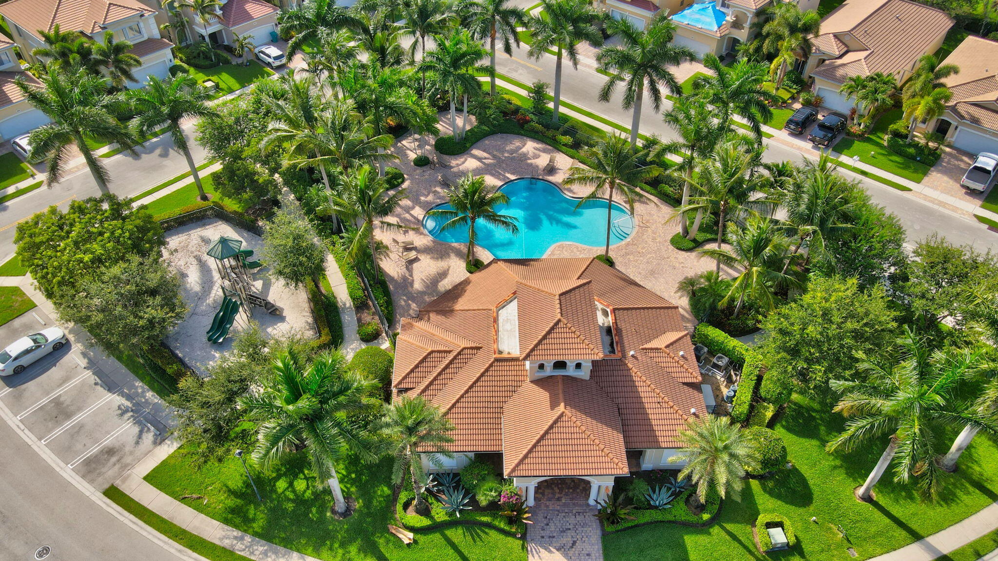 KNOLLWOOD PUD - Residential Lease