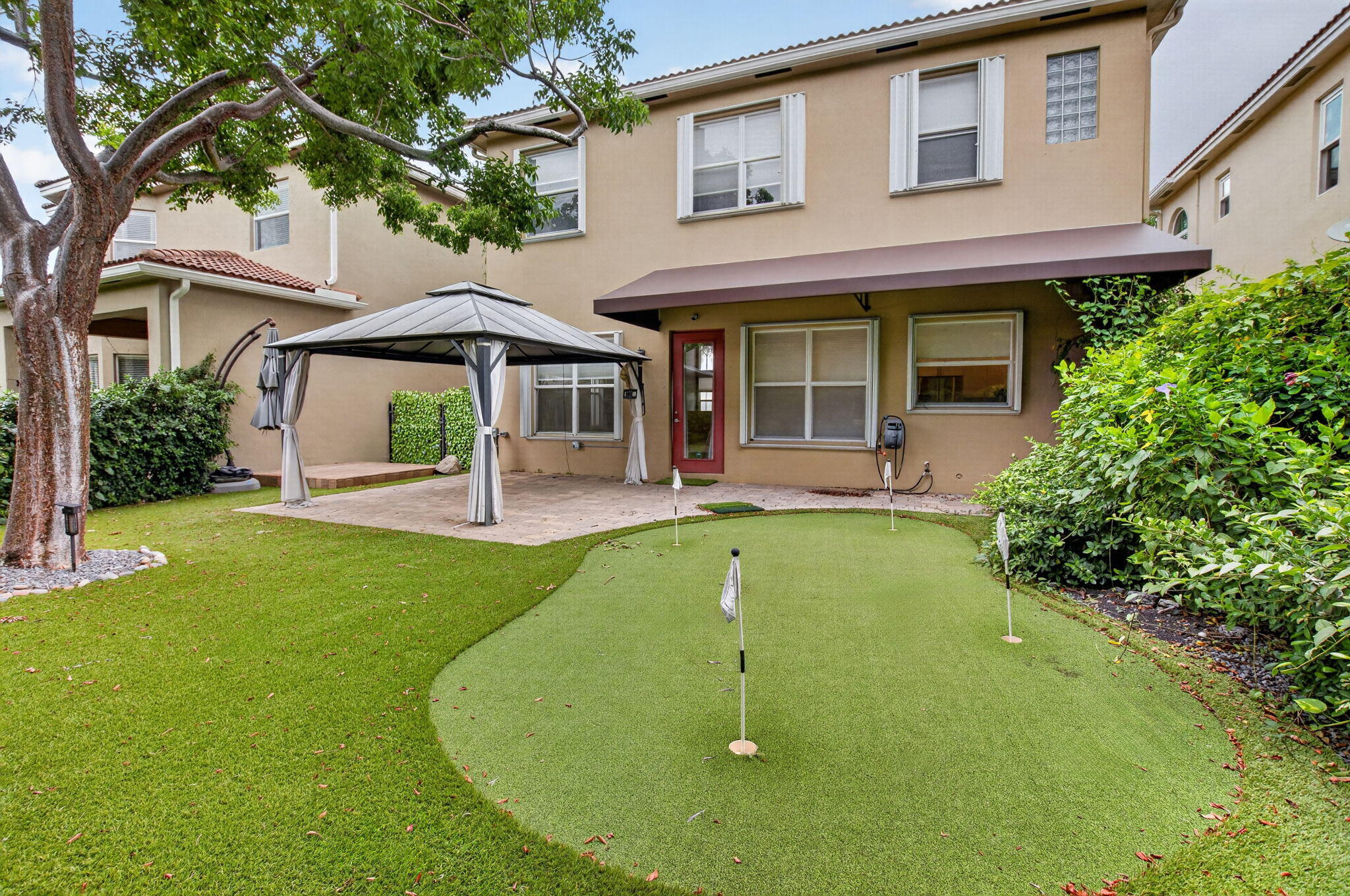 KNOLLWOOD PUD - Residential Lease