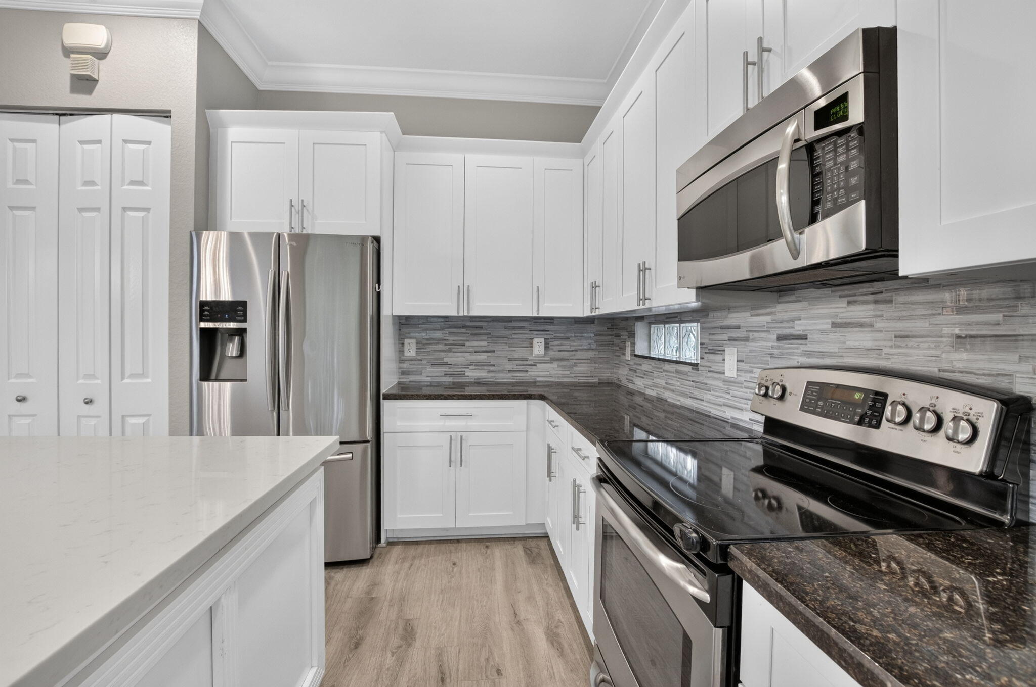 KNOLLWOOD PUD - Residential Lease