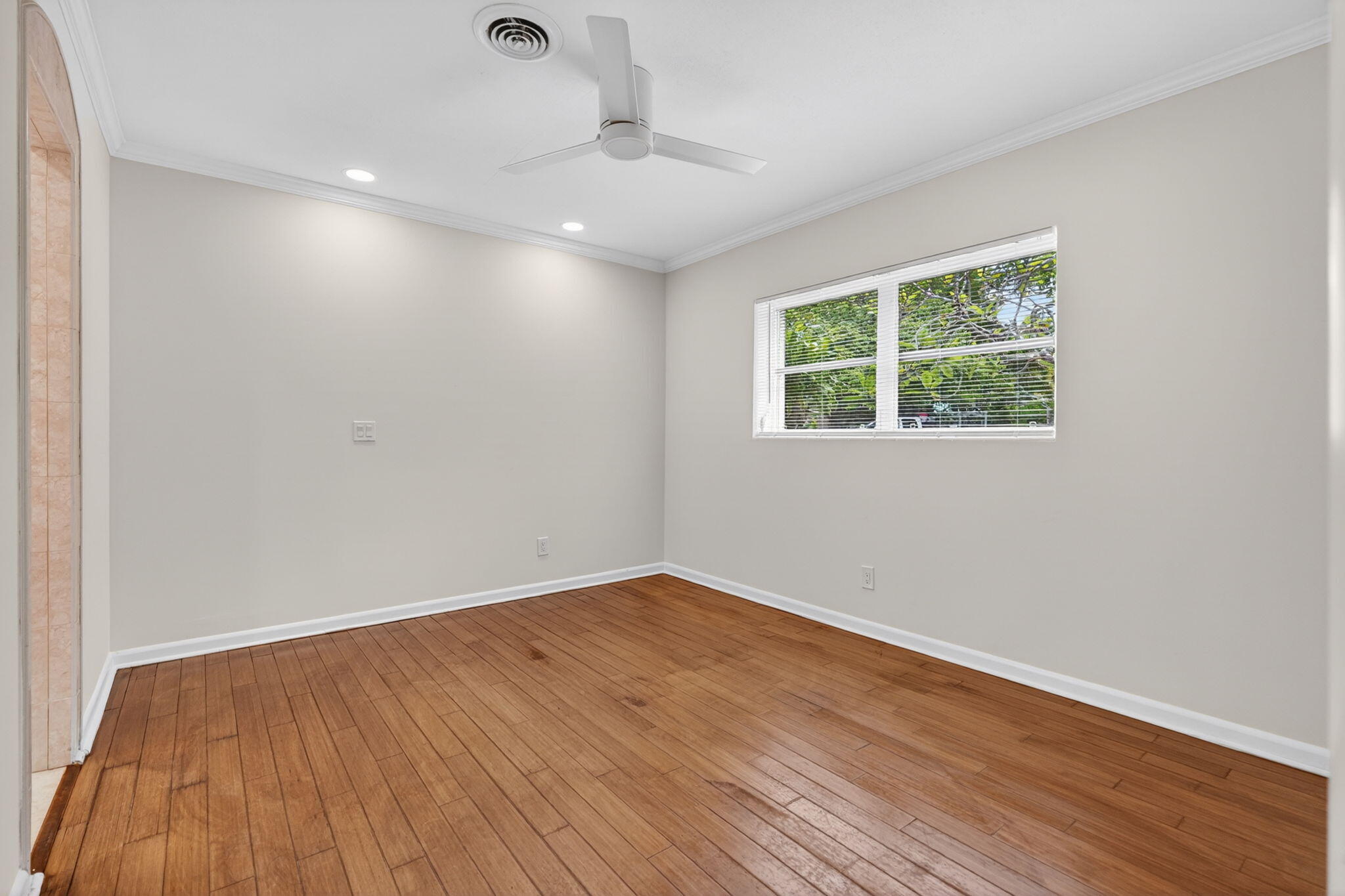 SOLOWILLS SUBDIVISION - Residential Lease