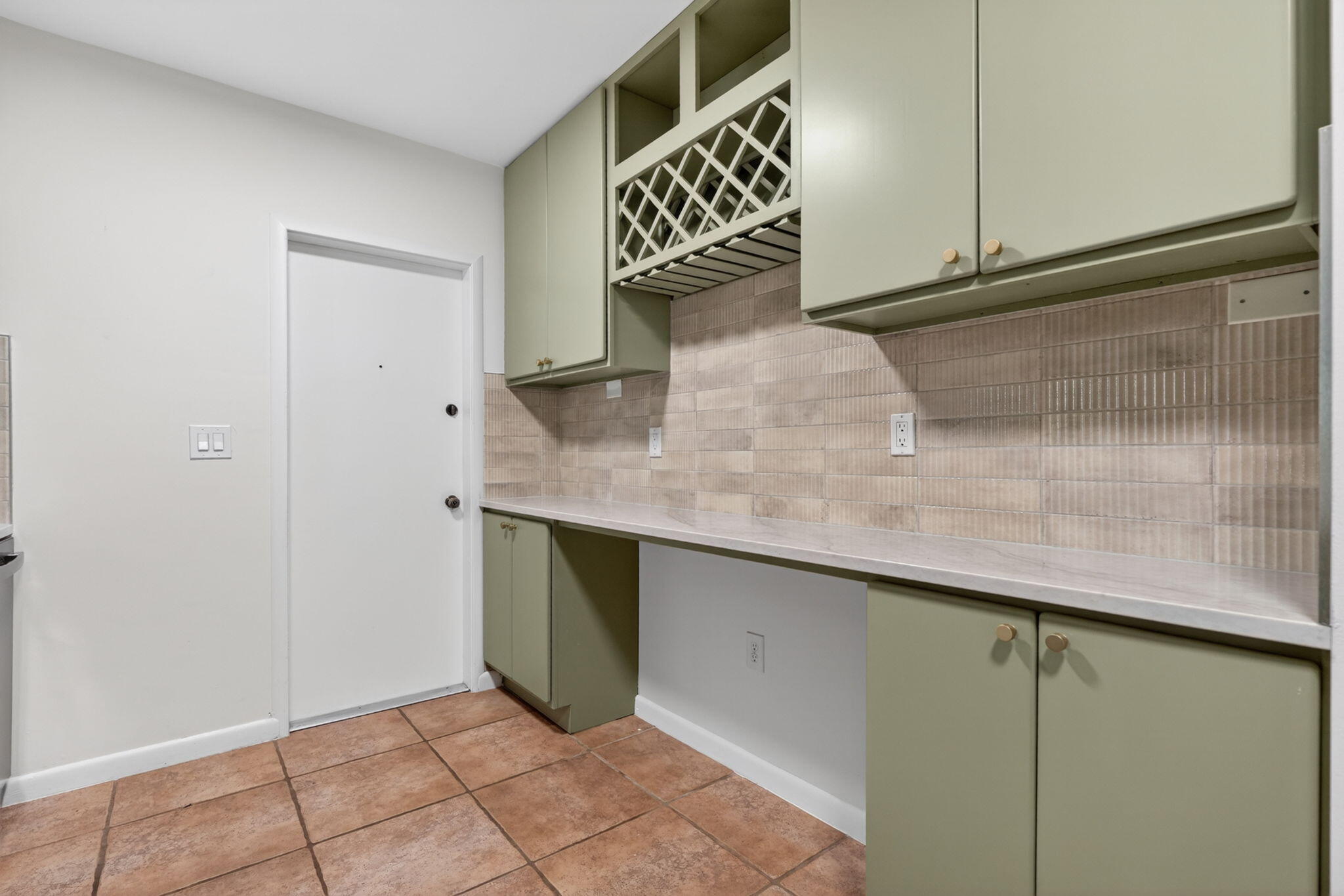 SOLOWILLS SUBDIVISION - Residential Lease