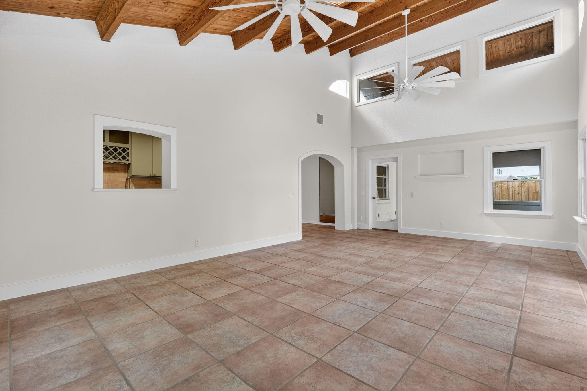SOLOWILLS SUBDIVISION - Residential Lease
