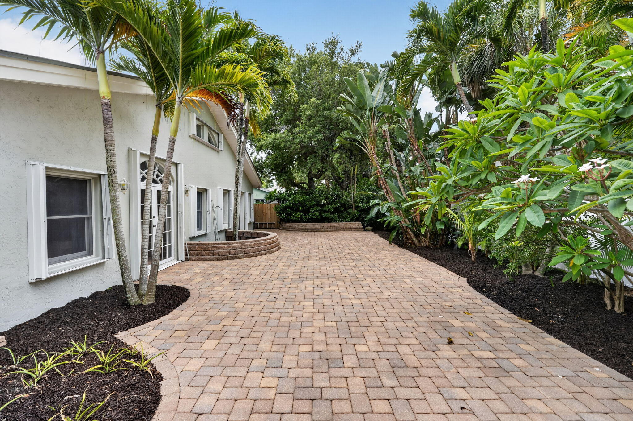 SOLOWILLS SUBDIVISION - Residential Lease