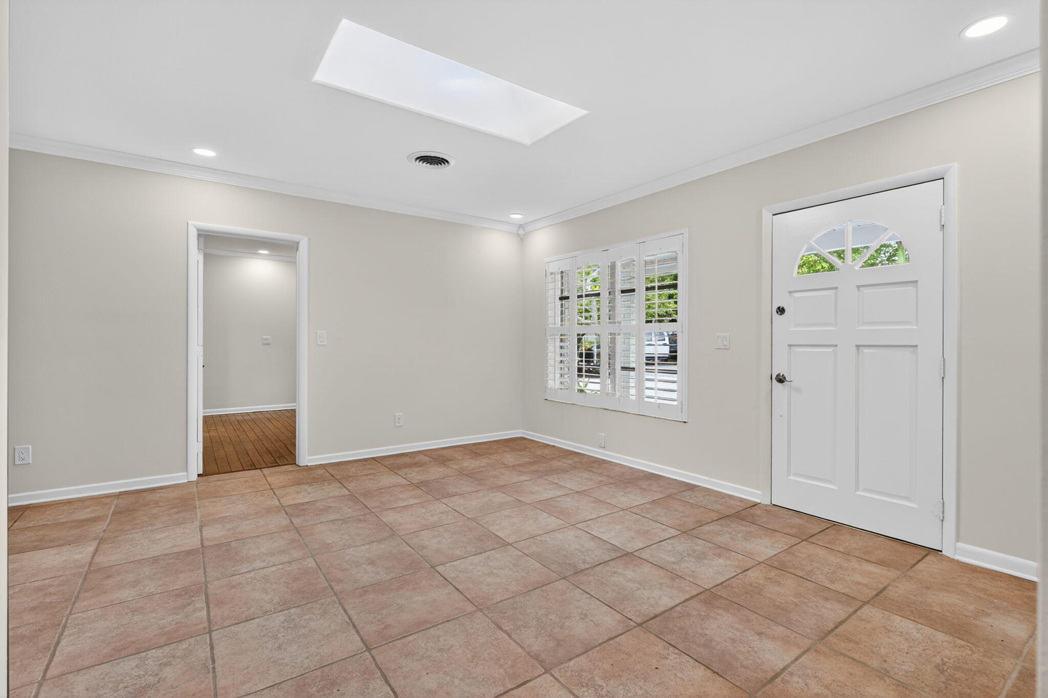 SOLOWILLS SUBDIVISION - Residential Lease