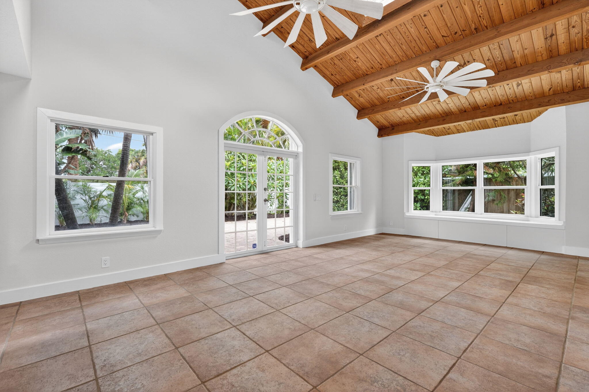 SOLOWILLS SUBDIVISION - Residential Lease