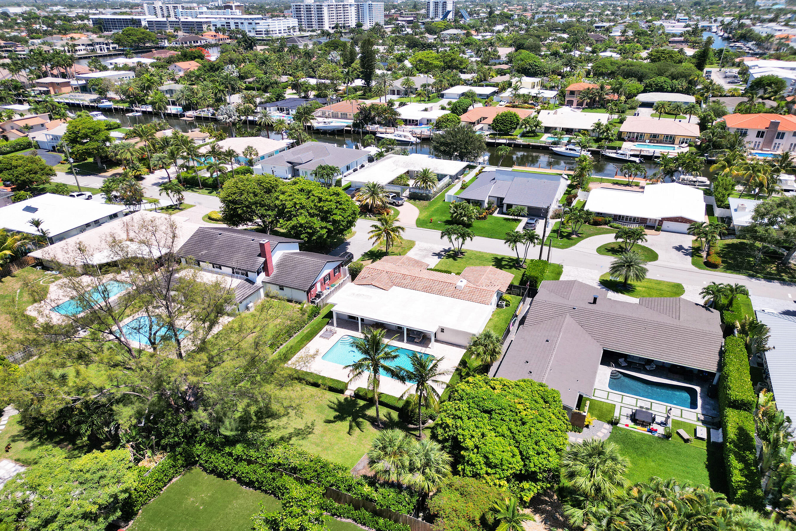 LAUDERDALE SURF & YACHT ESTATES - Residential Lease