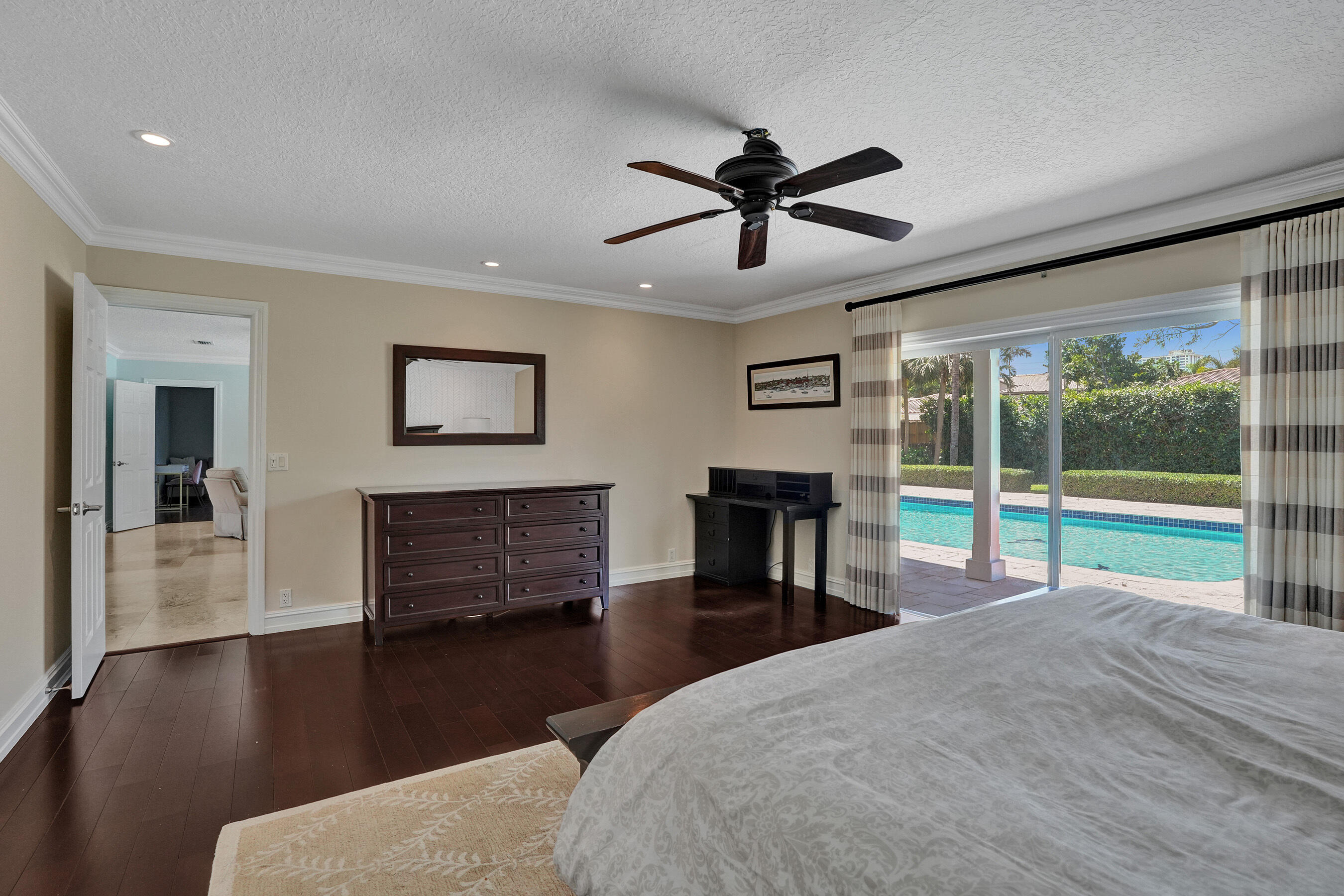 LAUDERDALE SURF & YACHT ESTATES - Residential Lease