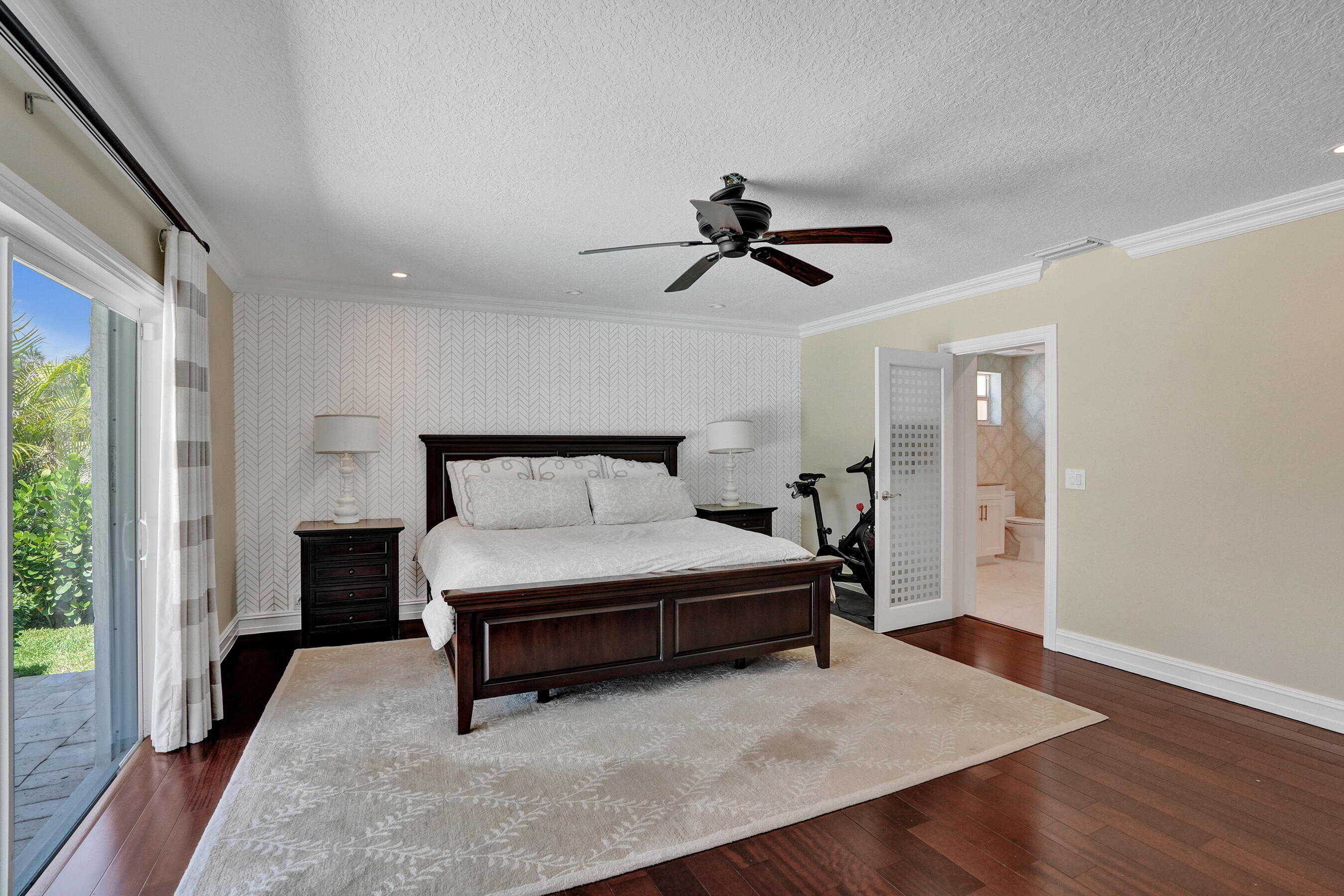 LAUDERDALE SURF & YACHT ESTATES - Residential Lease