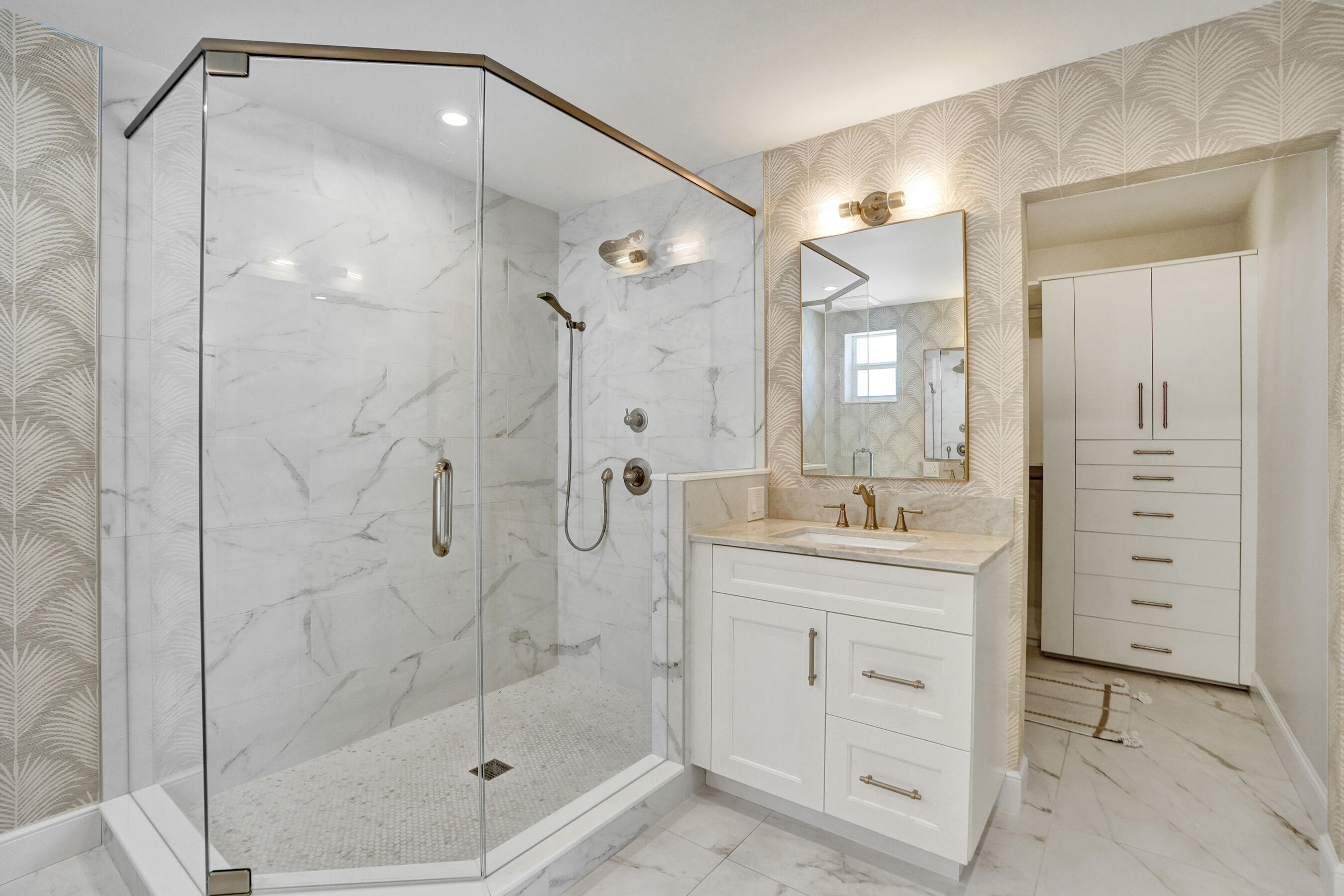 LAUDERDALE SURF & YACHT ESTATES - Residential Lease