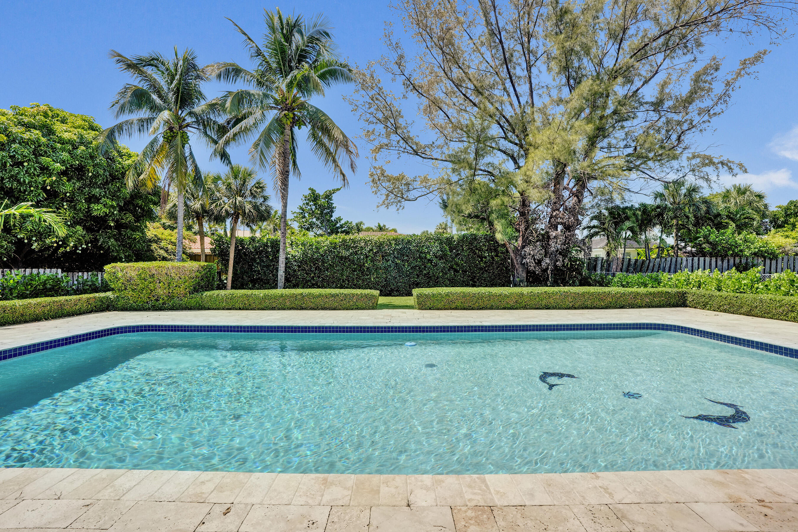 LAUDERDALE SURF & YACHT ESTATES - Residential Lease
