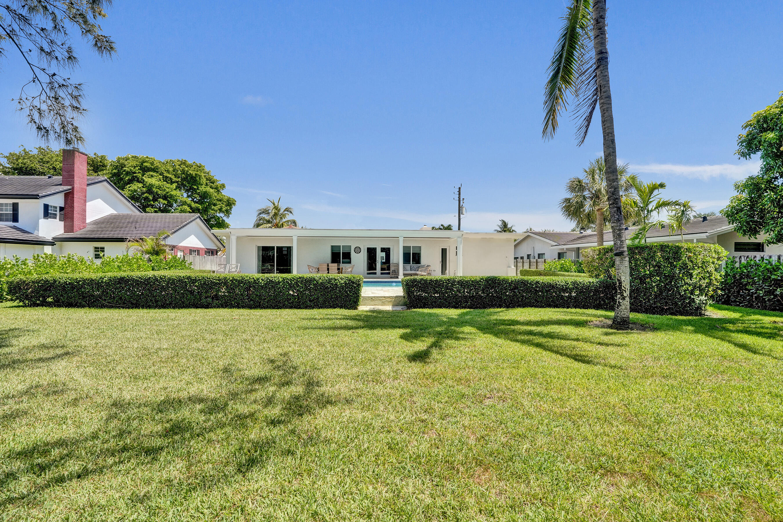 LAUDERDALE SURF & YACHT ESTATES - Residential Lease