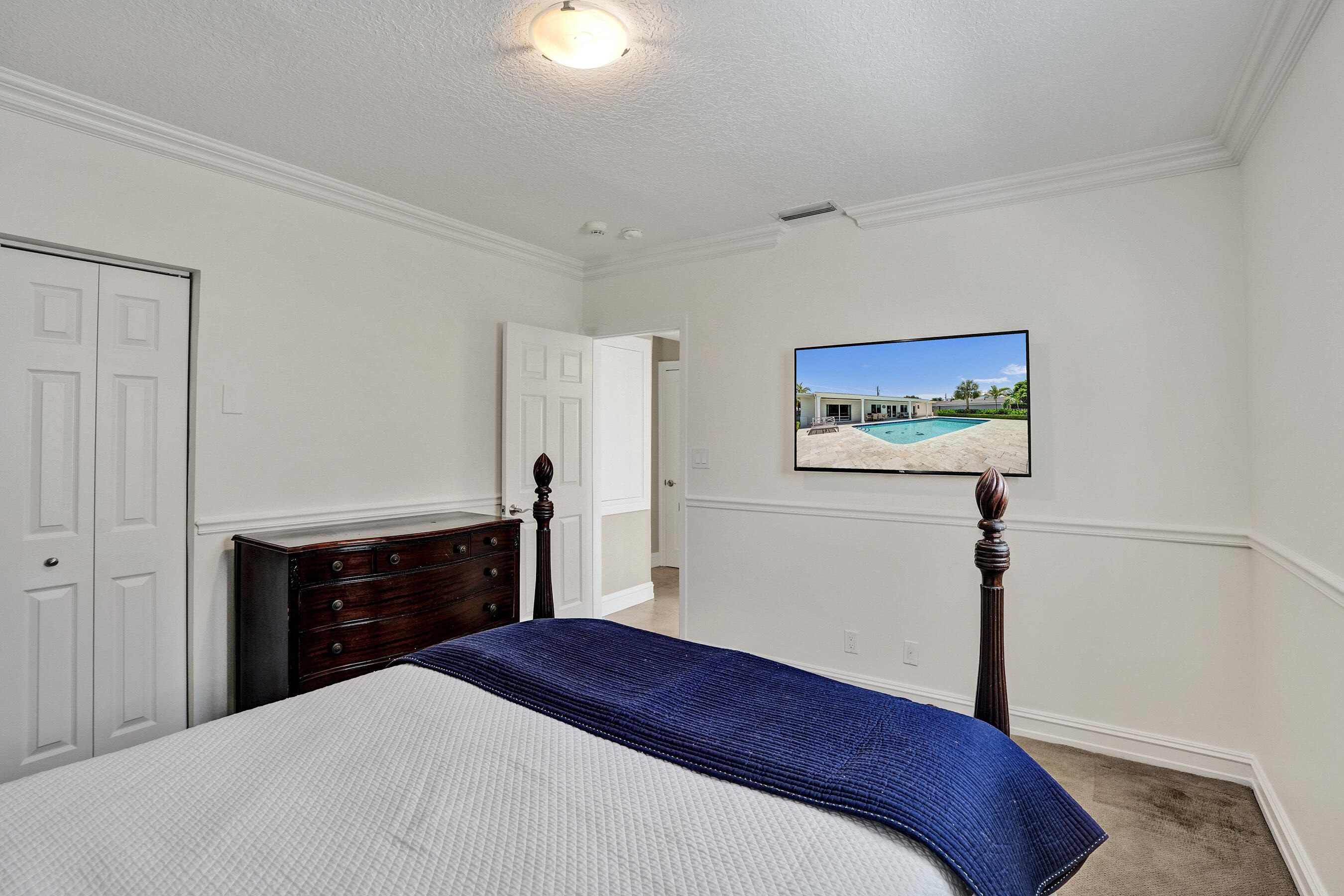 LAUDERDALE SURF & YACHT ESTATES - Residential Lease