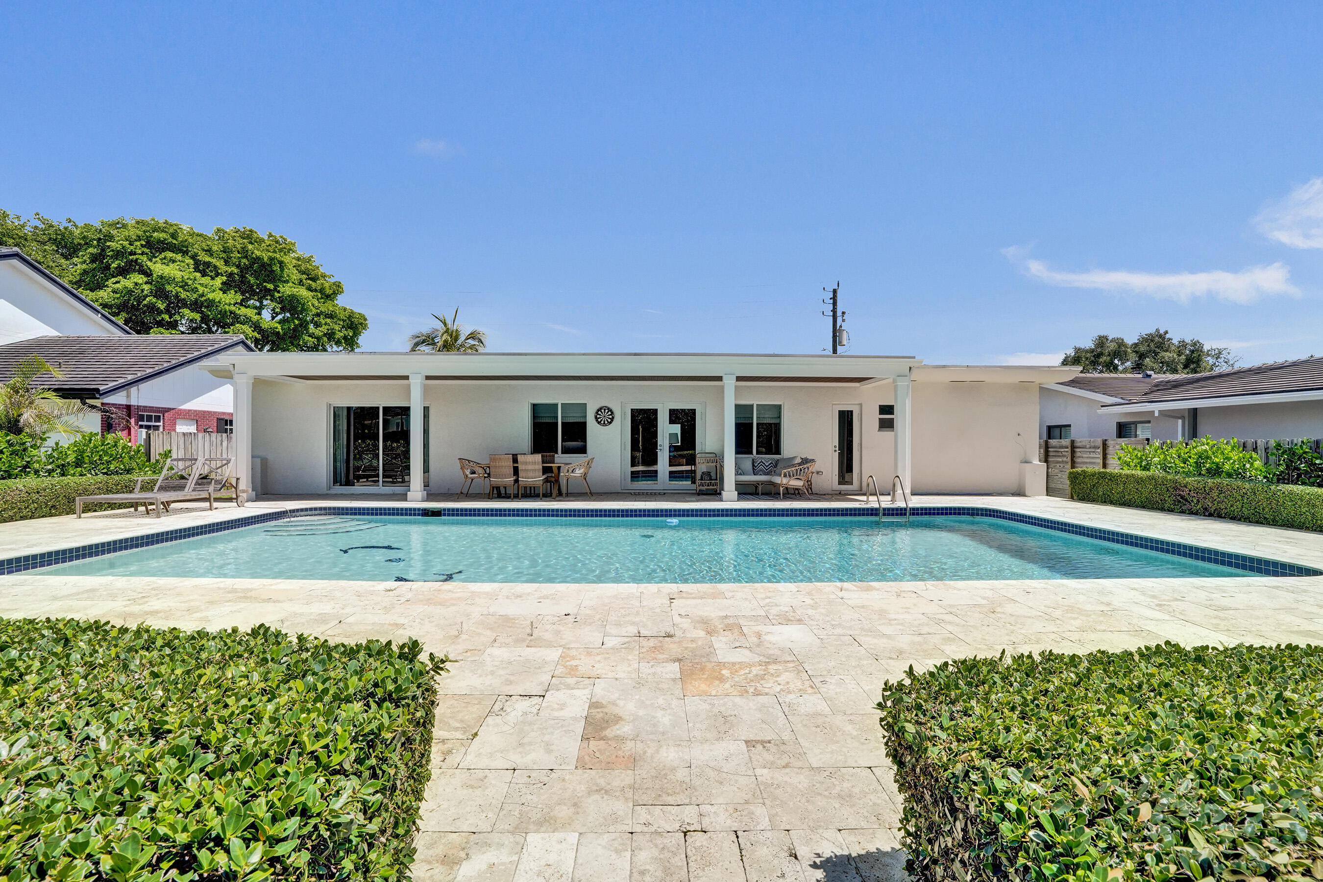 LAUDERDALE SURF & YACHT ESTATES - Residential Lease