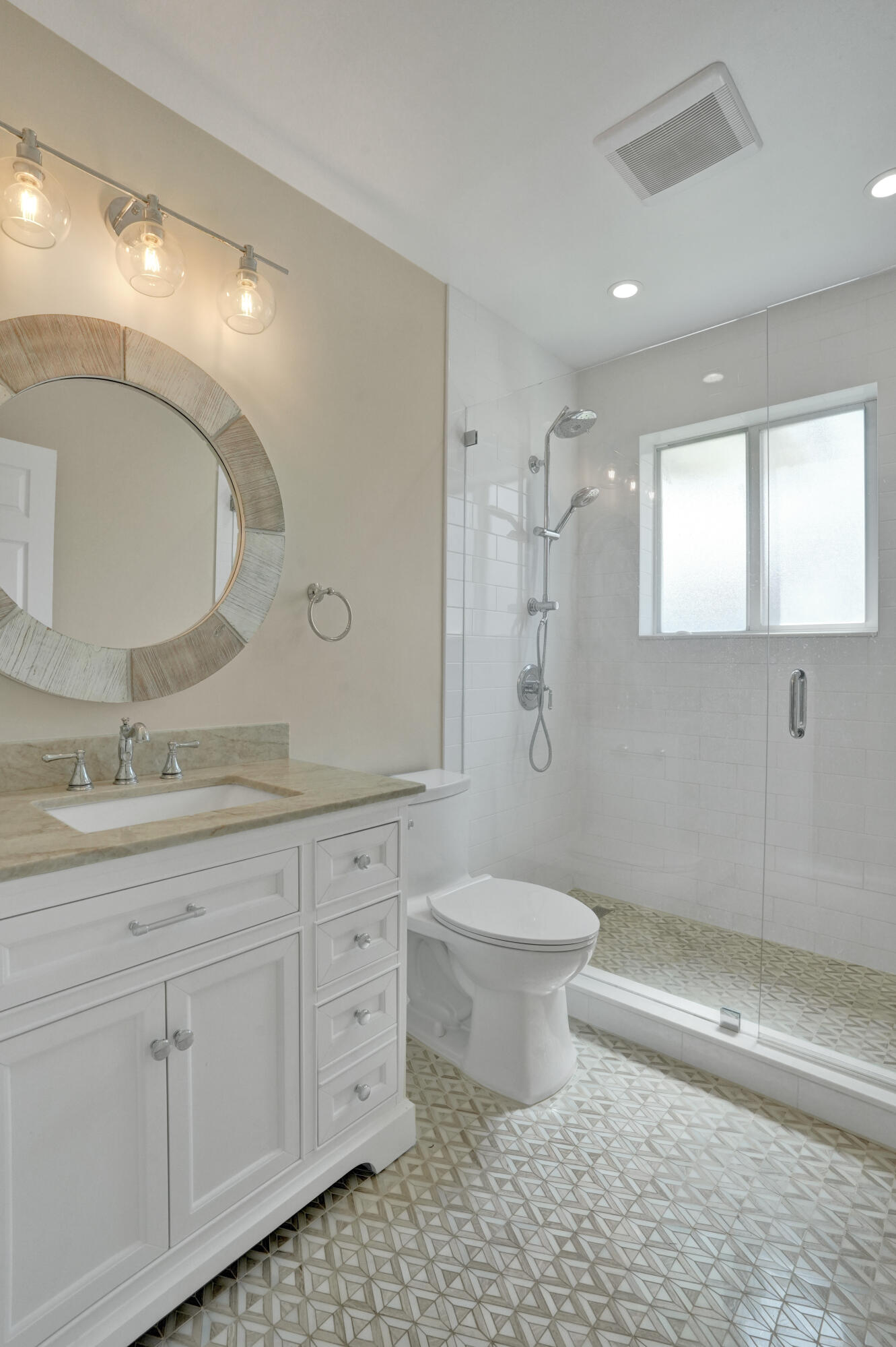 LAUDERDALE SURF & YACHT ESTATES - Residential Lease