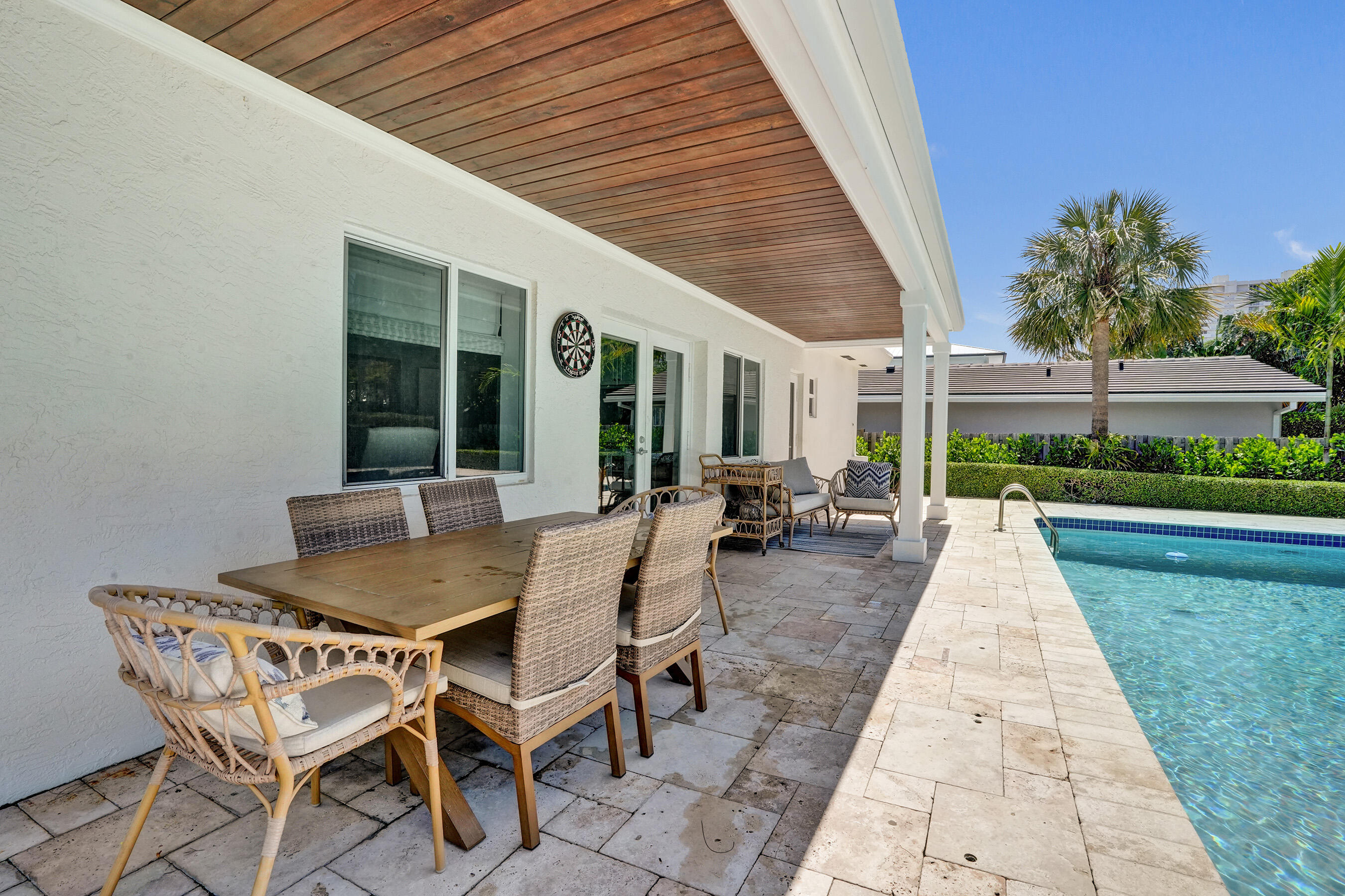 LAUDERDALE SURF & YACHT ESTATES - Residential Lease