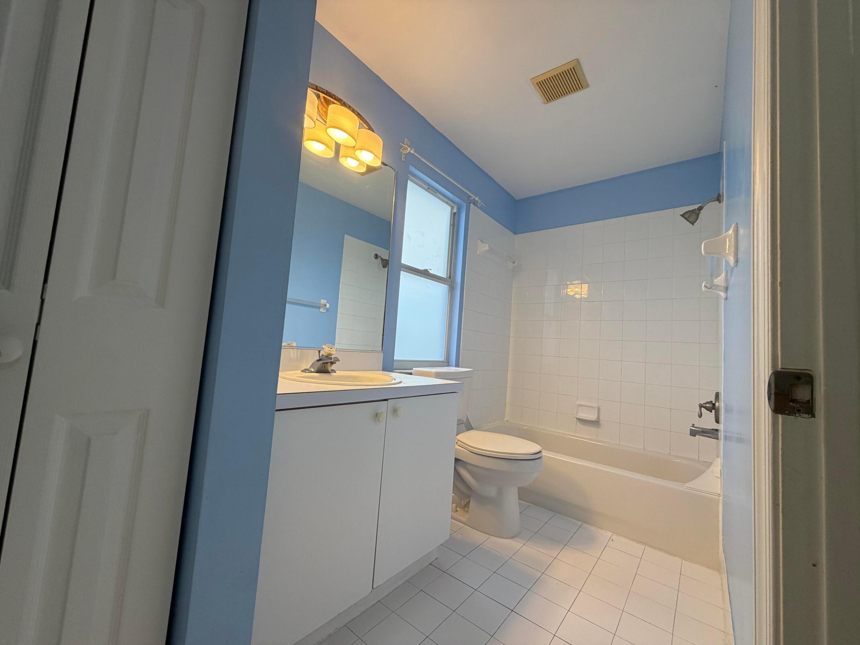 WELLINGTON TR 42-B - Residential