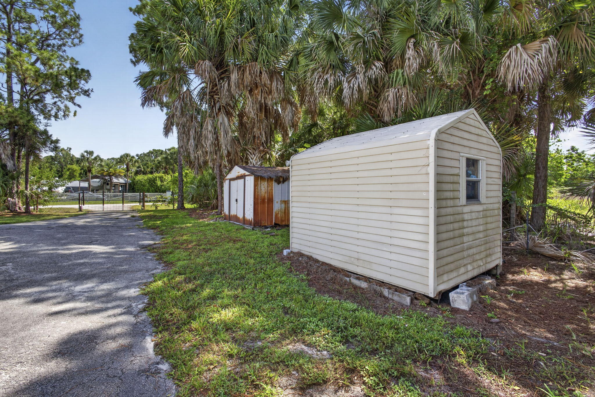 Loxahatchee - Residential