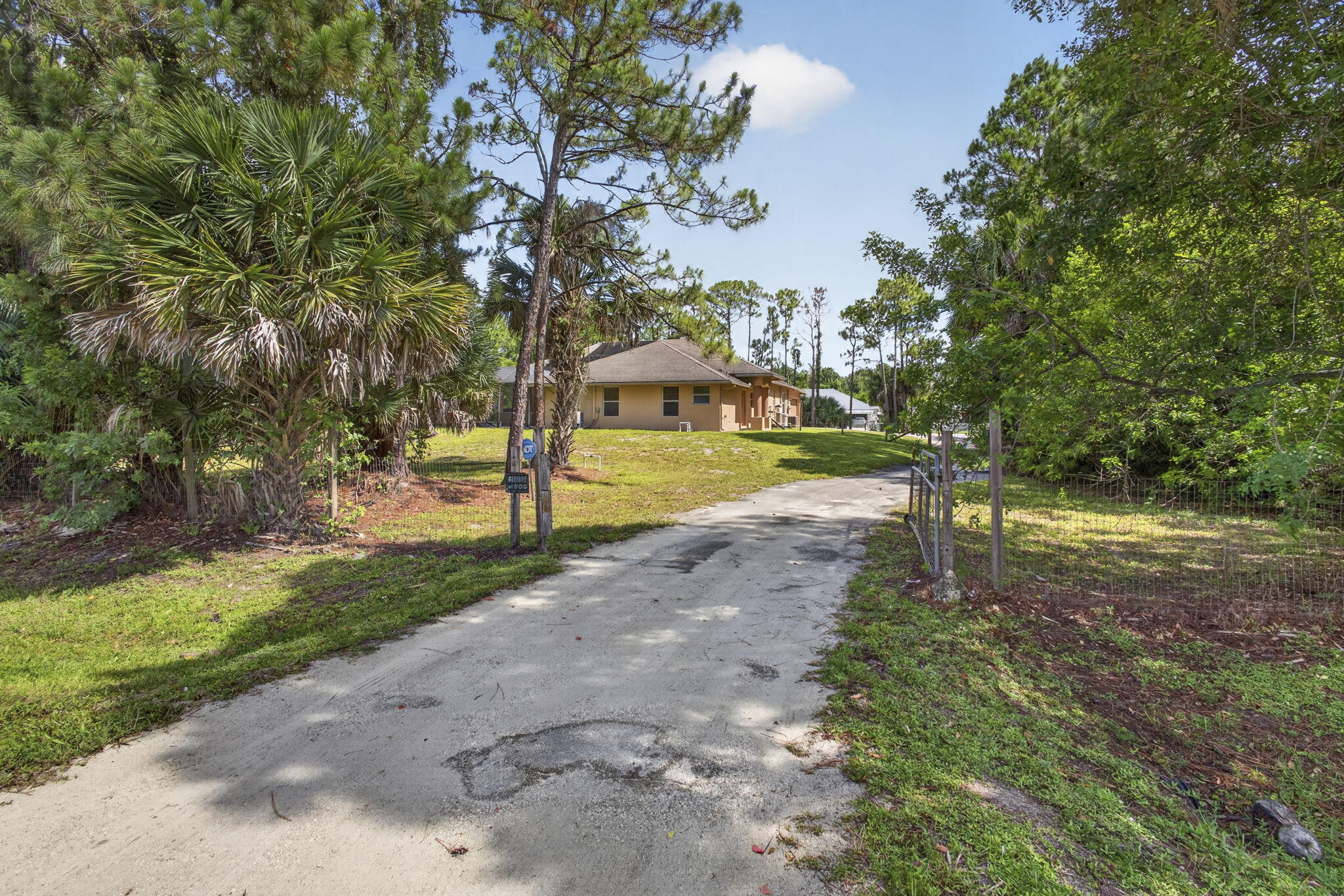 Loxahatchee - Residential