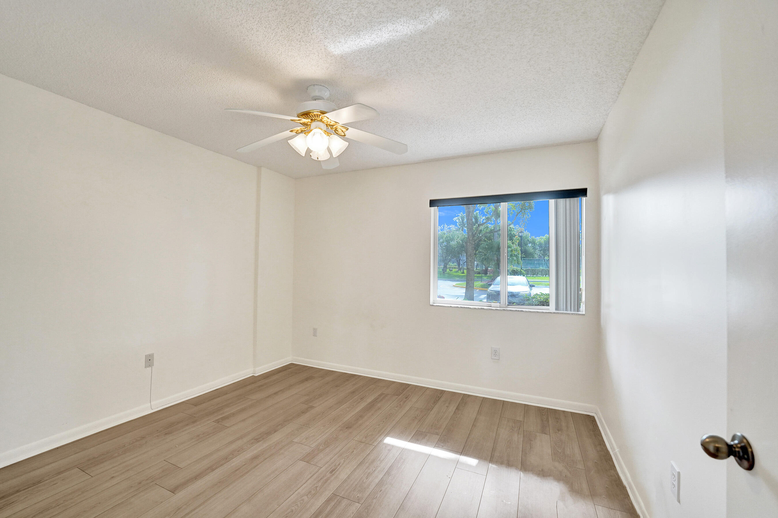 WELDON CONDOMINIUM K - Residential