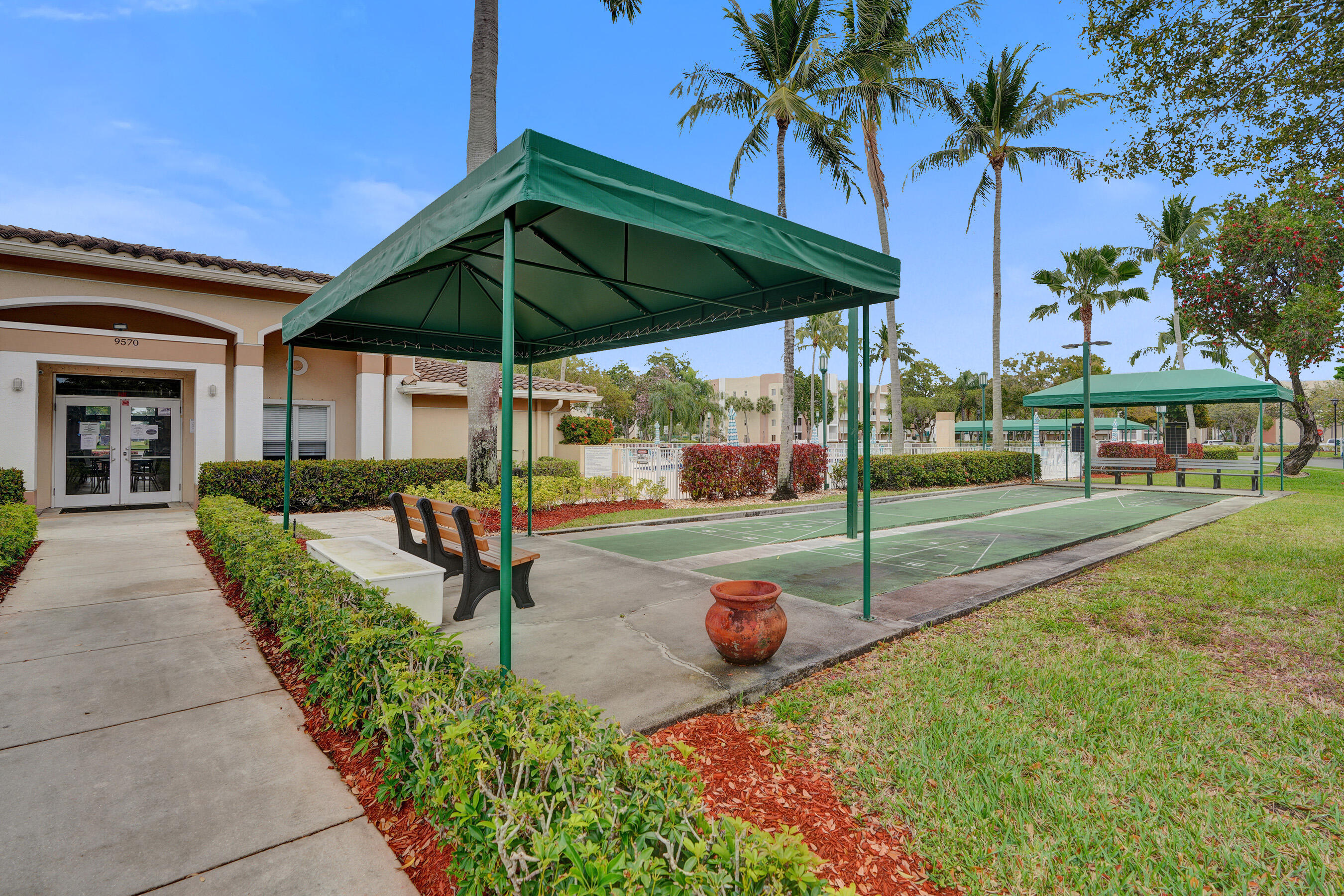 WELDON CONDOMINIUM K - Residential