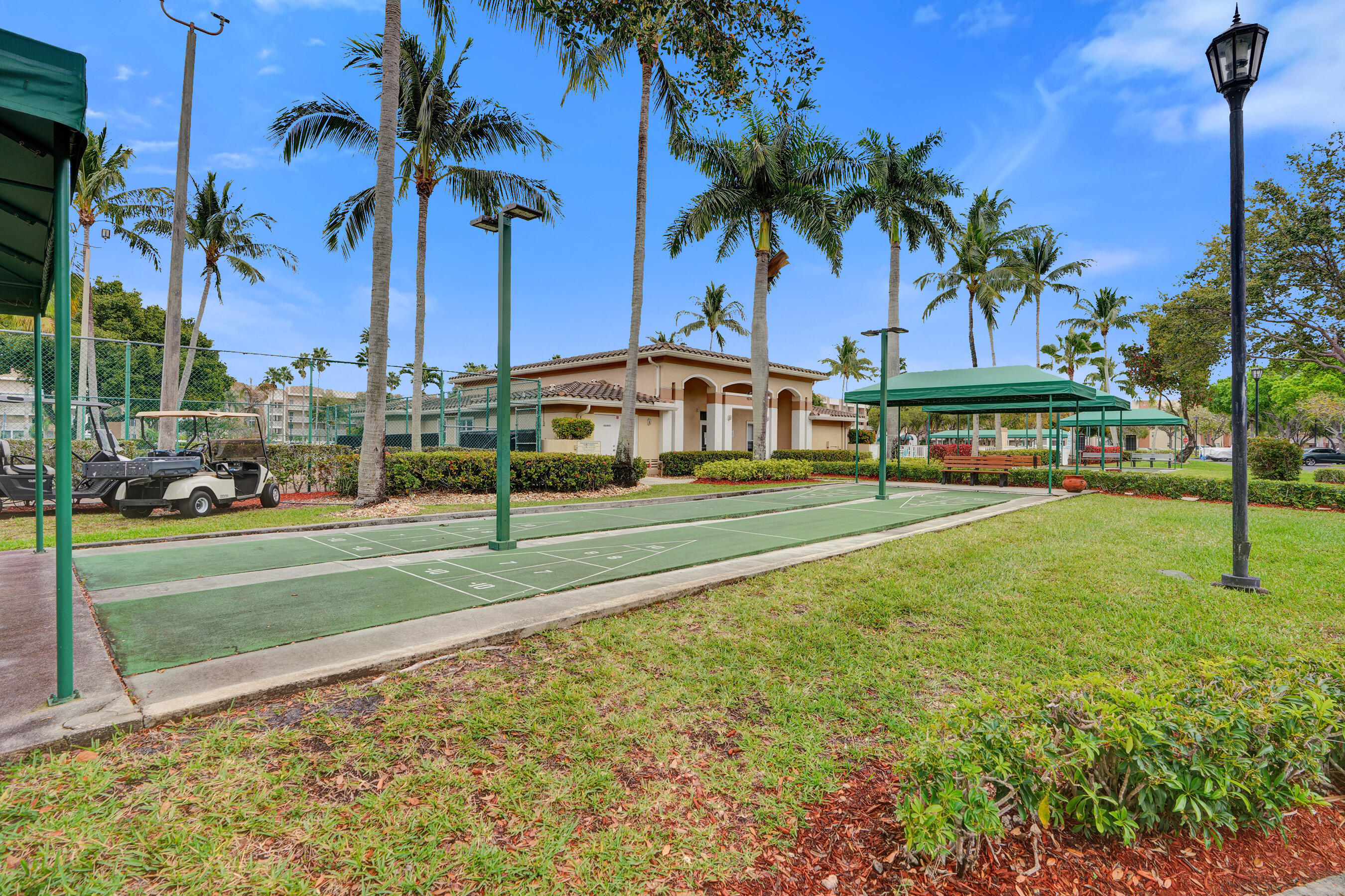 WELDON CONDOMINIUM K - Residential