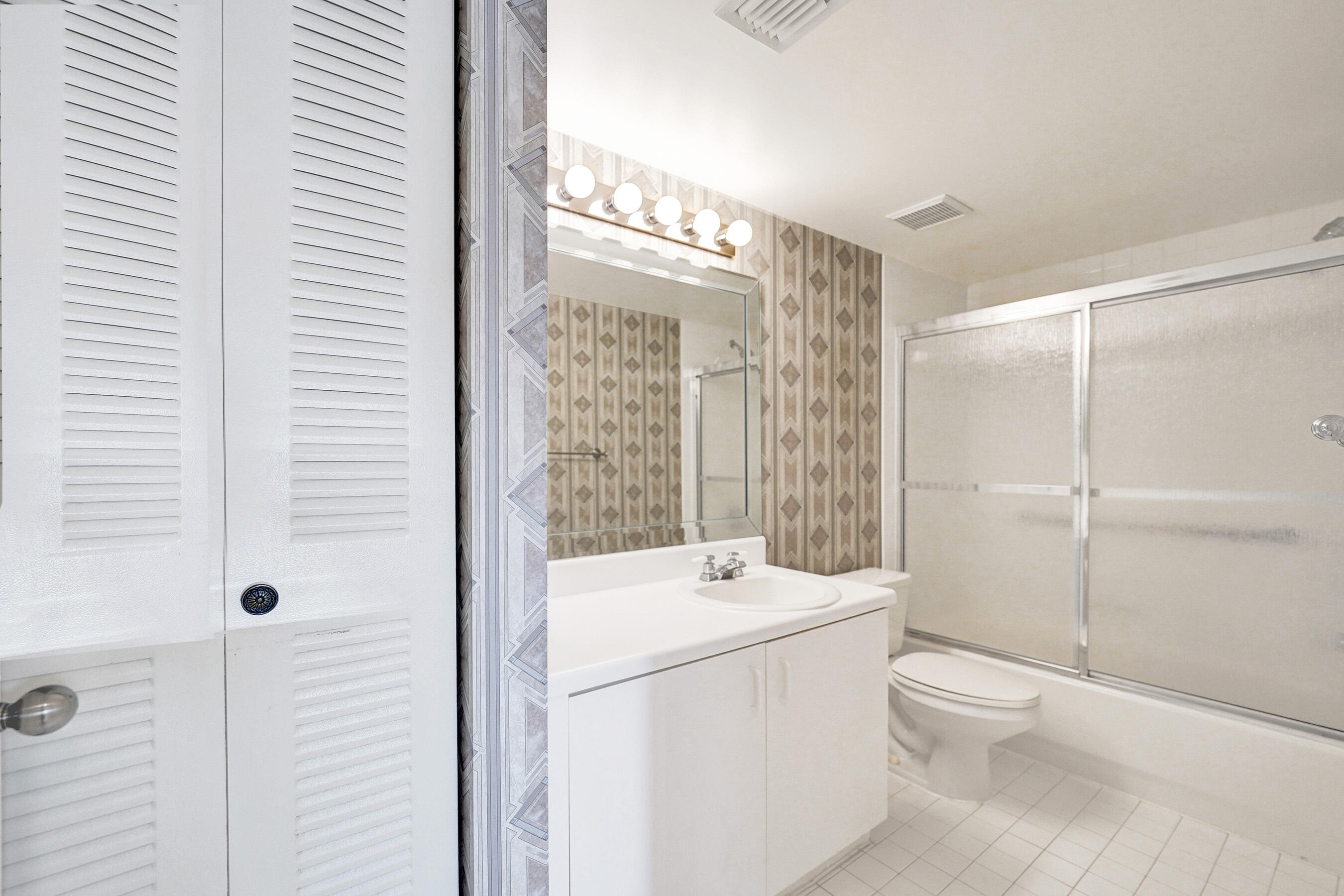 WELDON CONDOMINIUM K - Residential