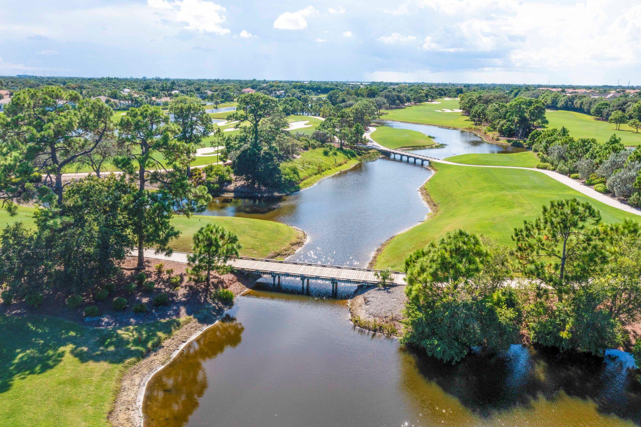 ADMIRALS COVE - Residential