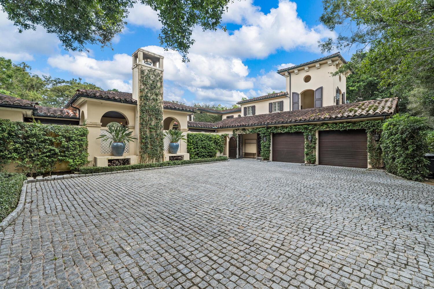 BRIDLE PATH OF P B POLO & COUNTRY CLUB - Residential