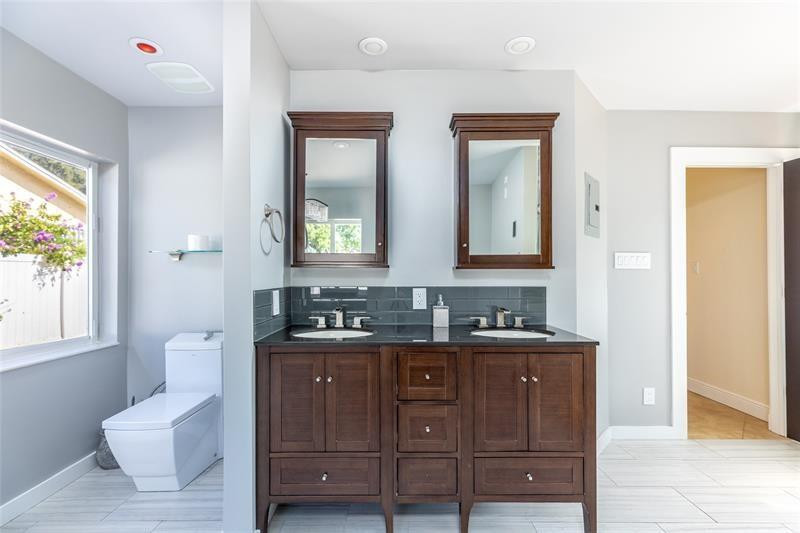 Hollywood Beach Heights S - Residential
