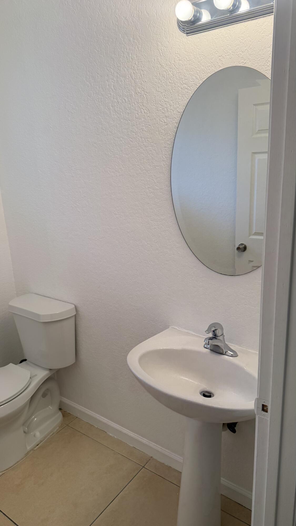 SPRING TOWNHOMES CONDO - Residential Lease